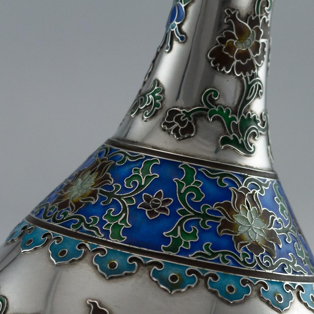19th Century Rare Chinese Export Solid Silver and Enamel Vase, circa 1880 7