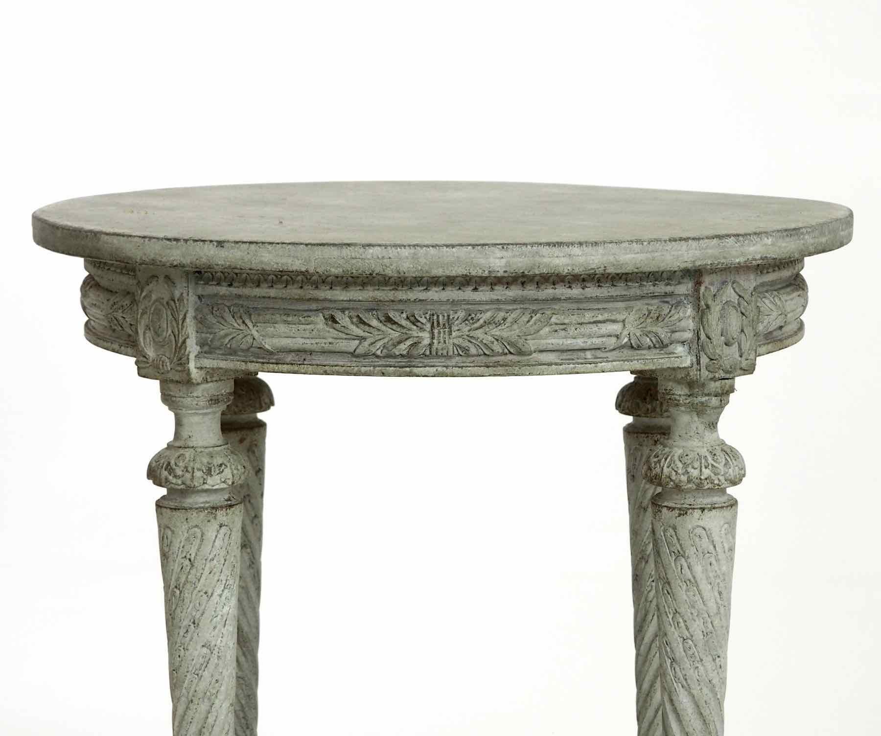 19th Century Rare Freestanding Gustavian Style Centre Table In Good Condition In Aalsgaarde, DK