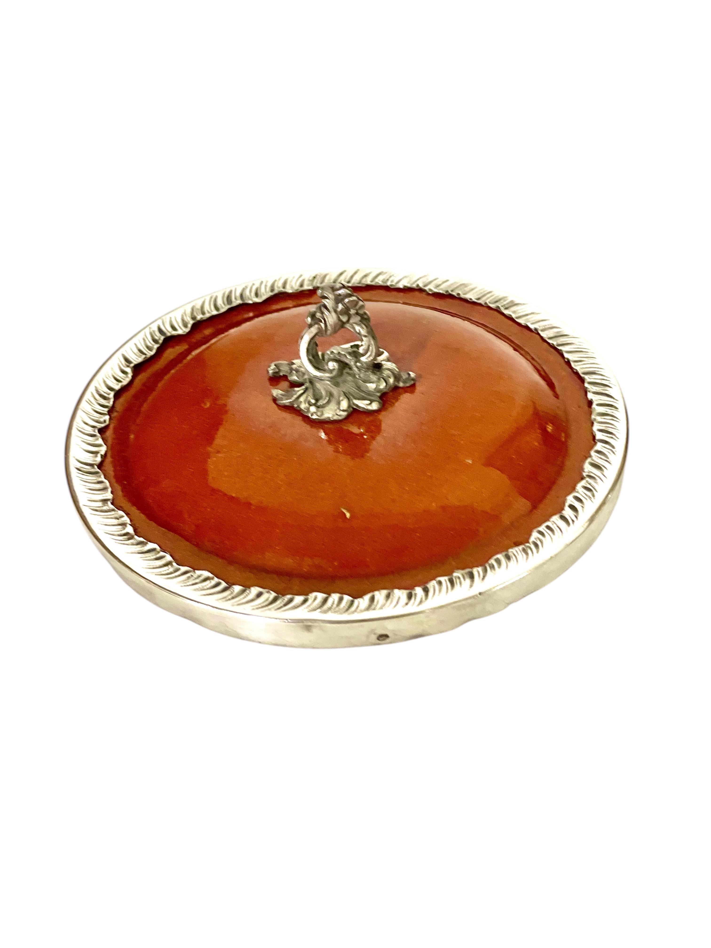 Raro Plato de Terracota y Plata del Siglo XIX con Sello de Vieillard en venta 6