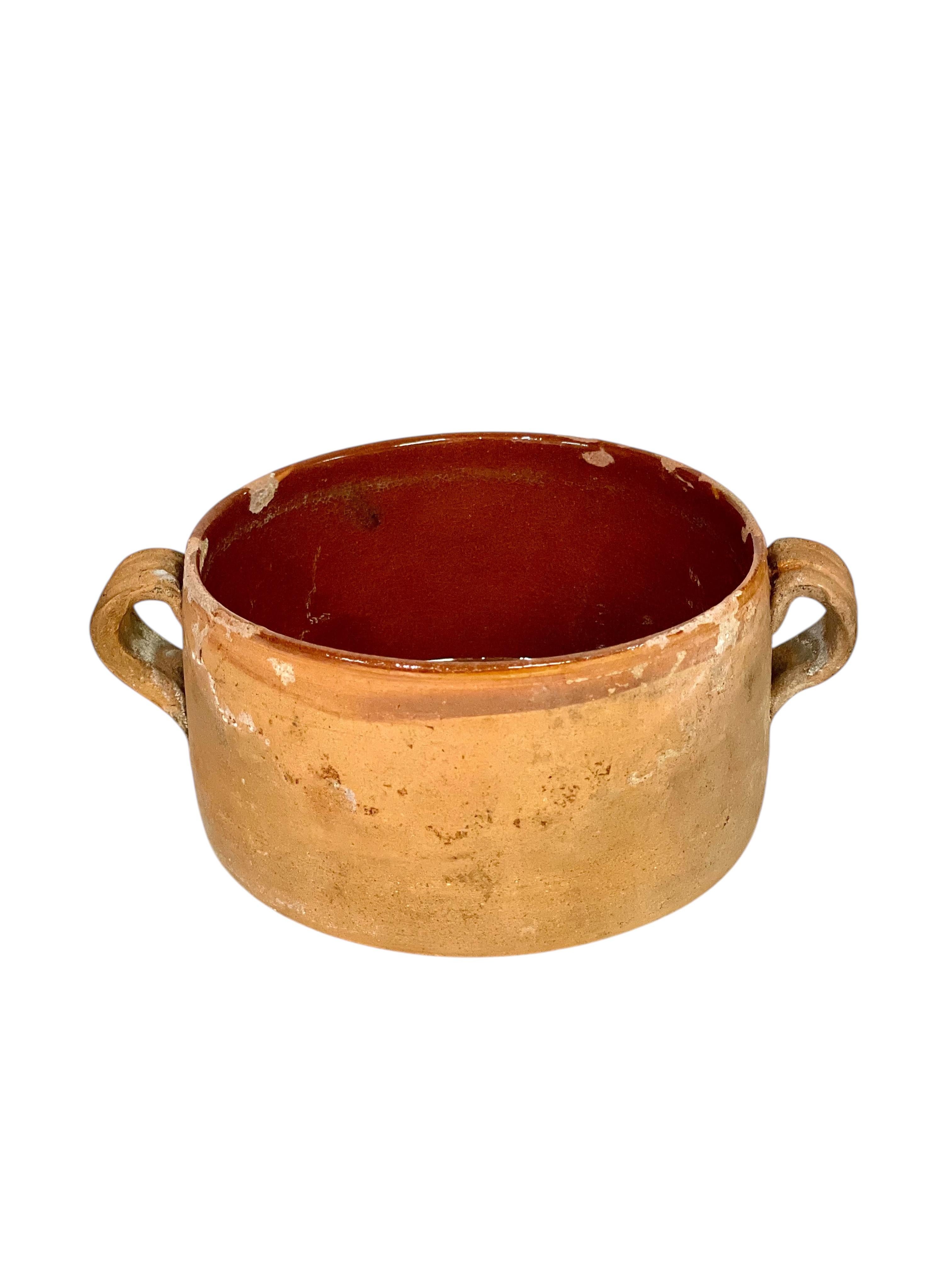 Raro Plato de Terracota y Plata del Siglo XIX con Sello de Vieillard Silver en venta