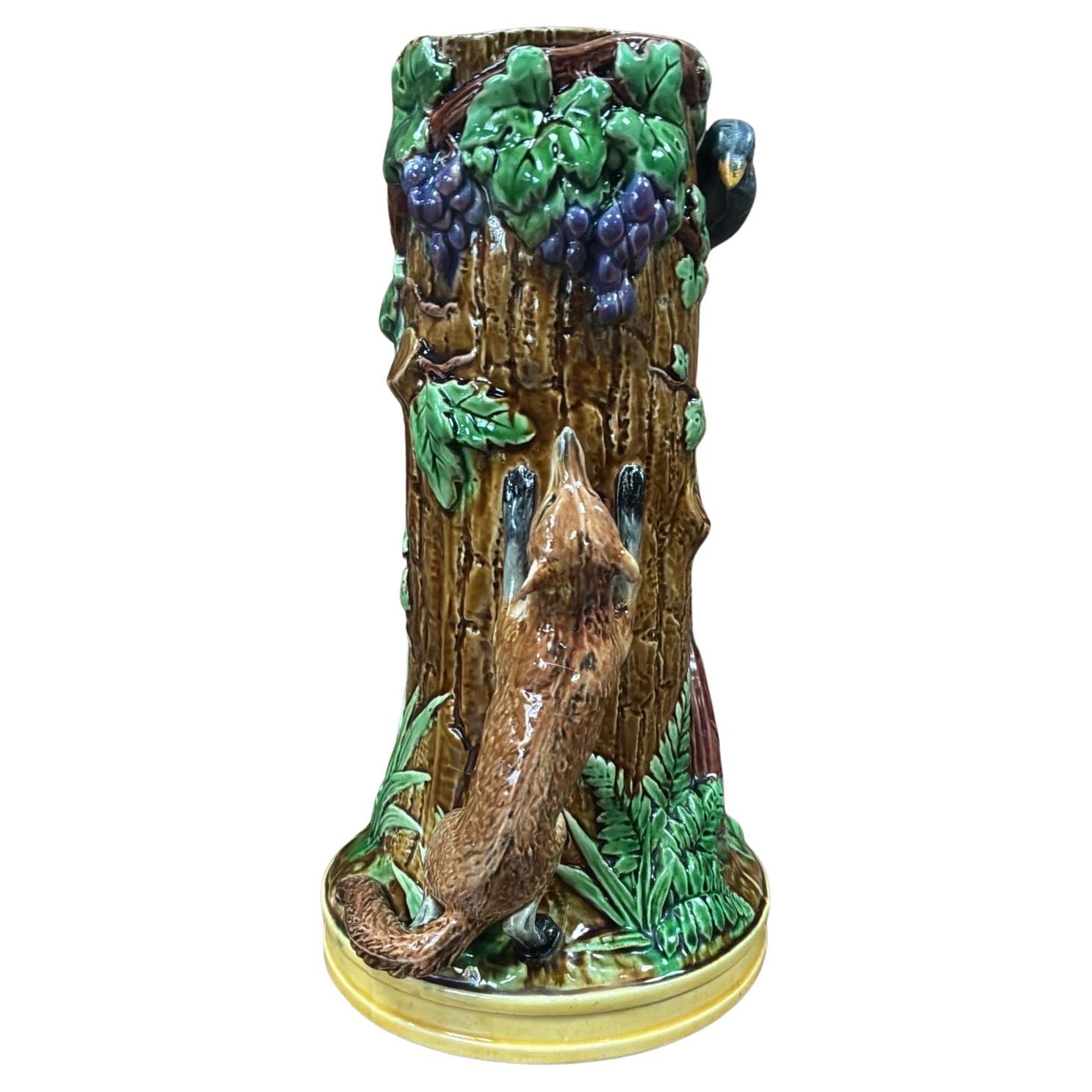 Vittoriano Raro vaso vittoriano in maiolica del 19° secolo, con volpe e corvo, Minton in vendita