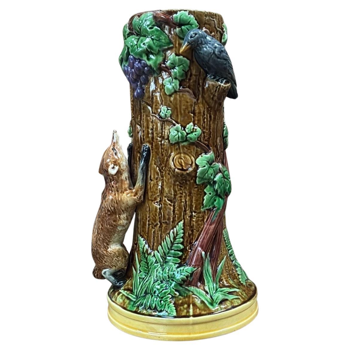 Inglese Raro vaso vittoriano in maiolica del 19° secolo, con volpe e corvo, Minton in vendita