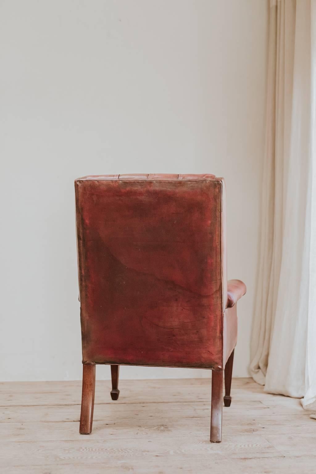 19th Century Read Leather Buttoned Armchair with Its Original Cushion 7