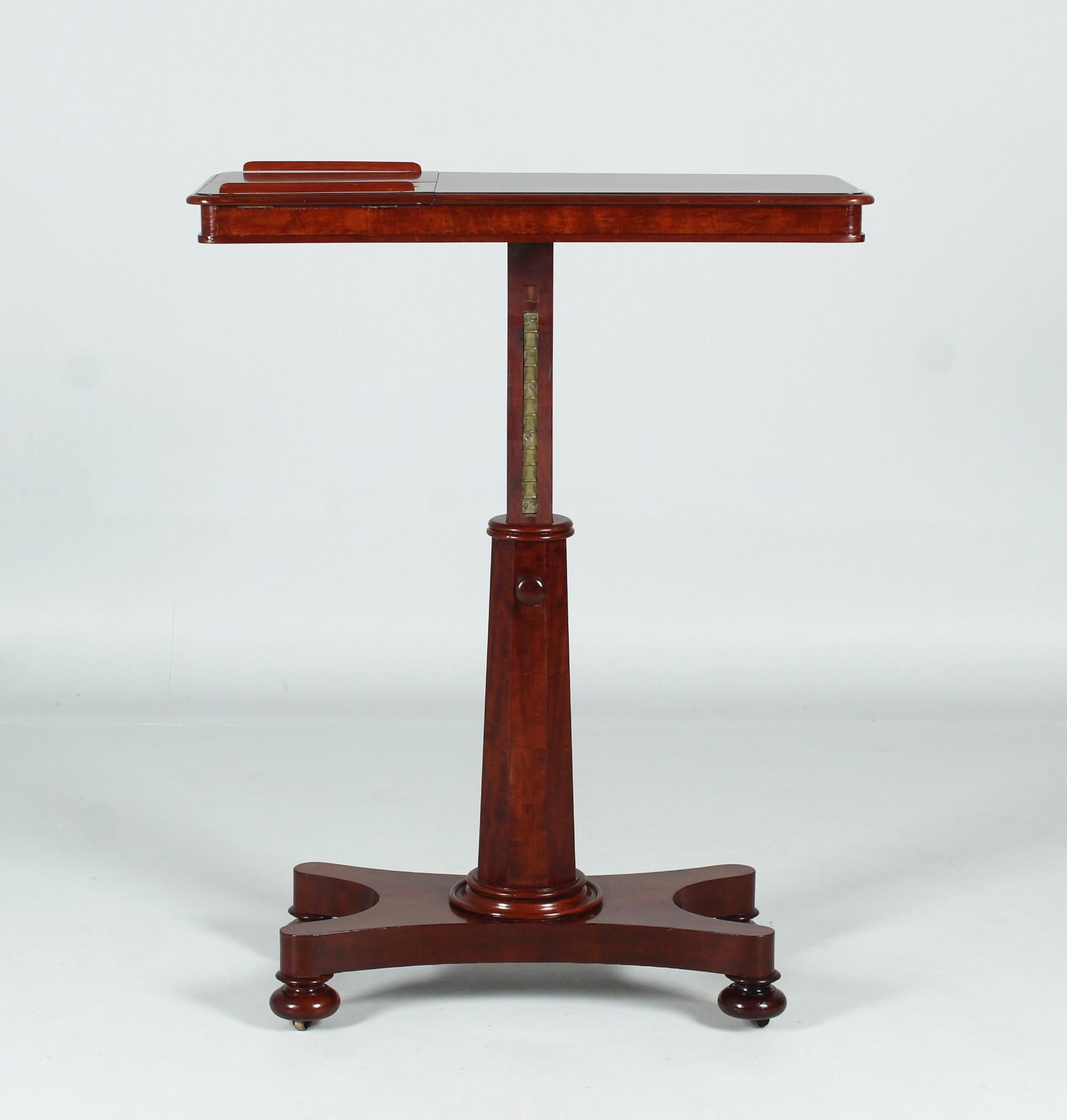 Anglais Table de lecture du XIXe siècle, table de lit, réglable en hauteur, Angleterre, victorienne vers 1870 en vente