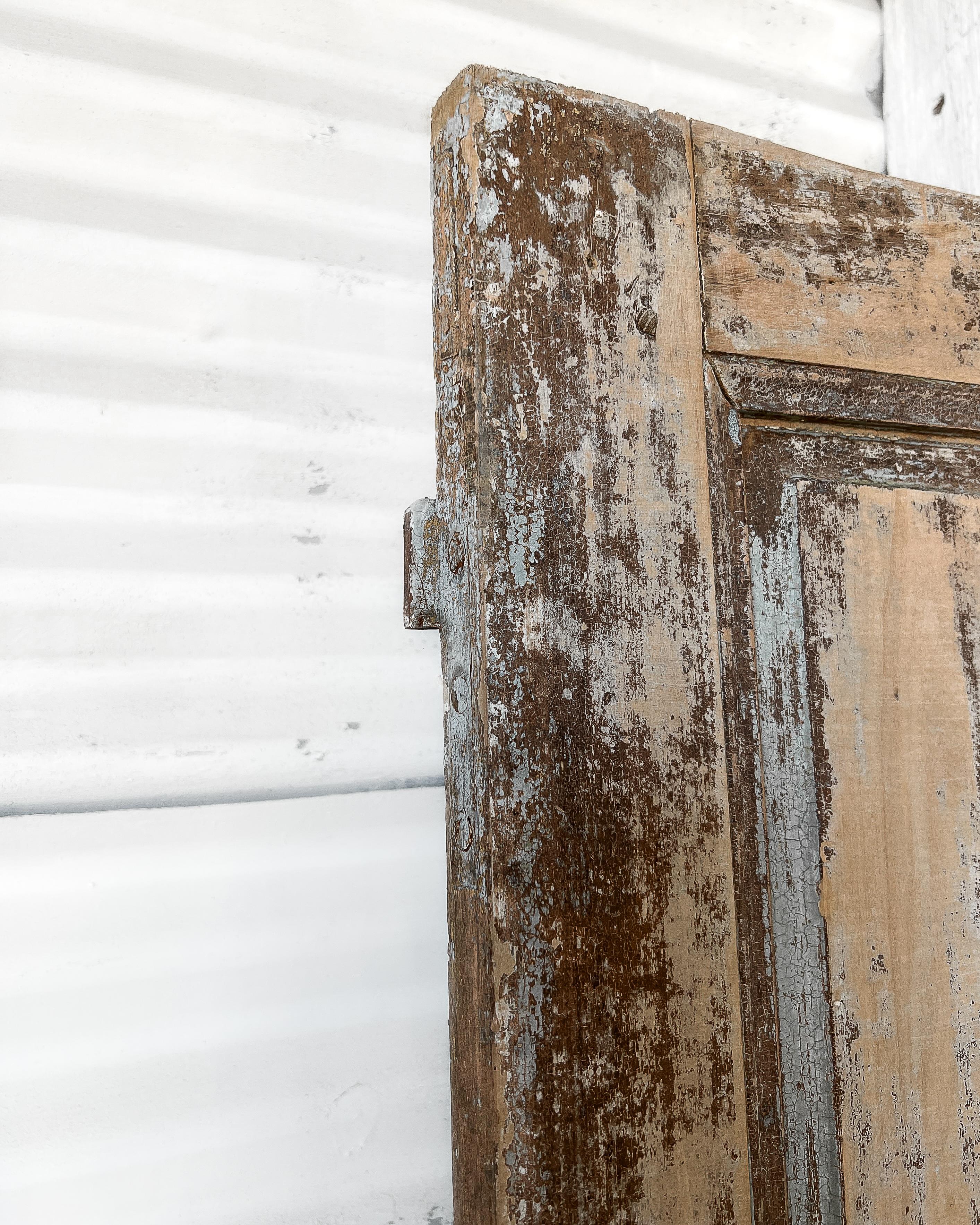 Reclaimierte 3-teilige französische Tür aus dem 19. Jahrhundert mit mehrlagiger Layer-Farbe im Angebot 6