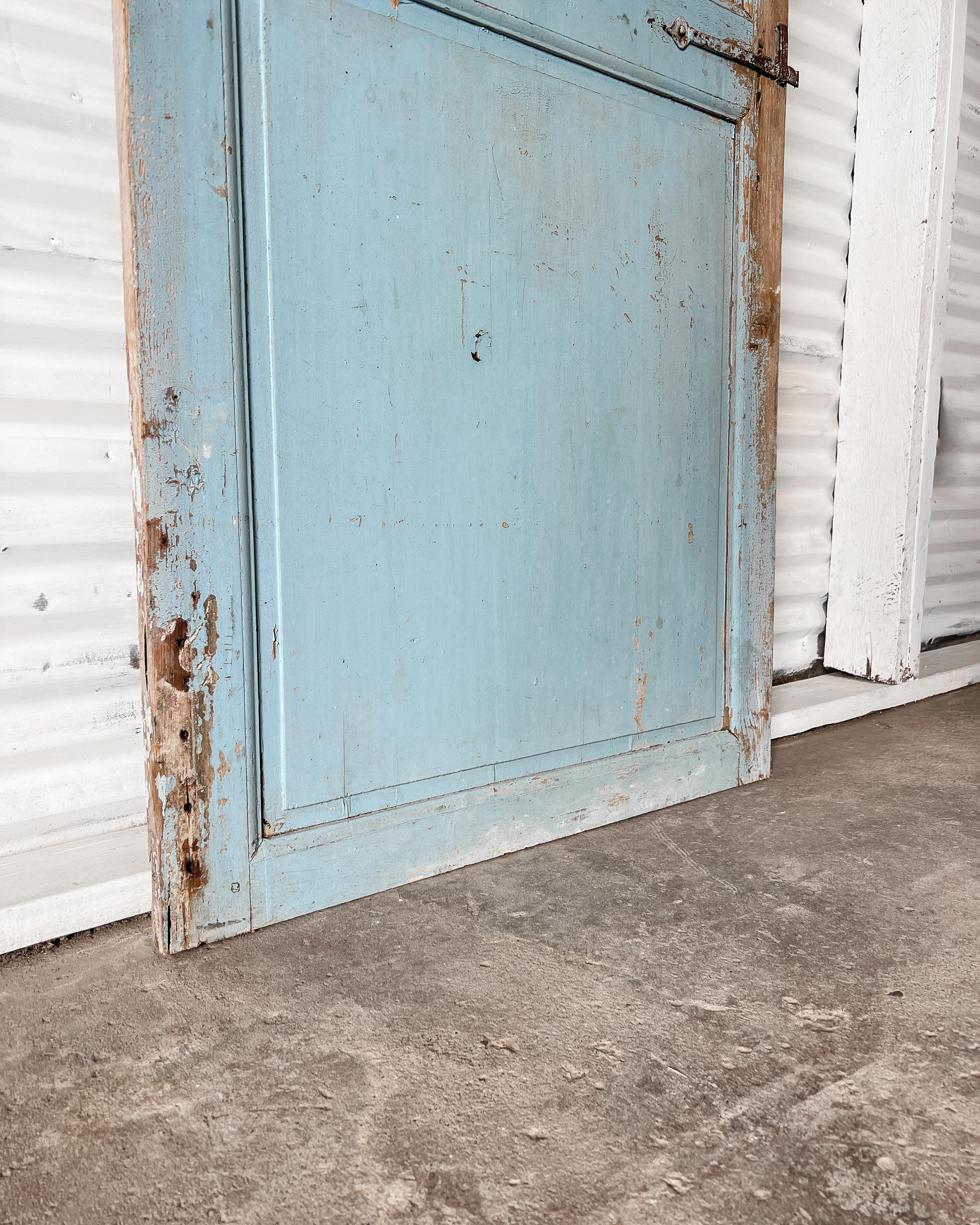 Reclaimierte 4-Licht- französische Tür aus dem 19. Jahrhundert mit hellblauer Lackierung im Angebot 7