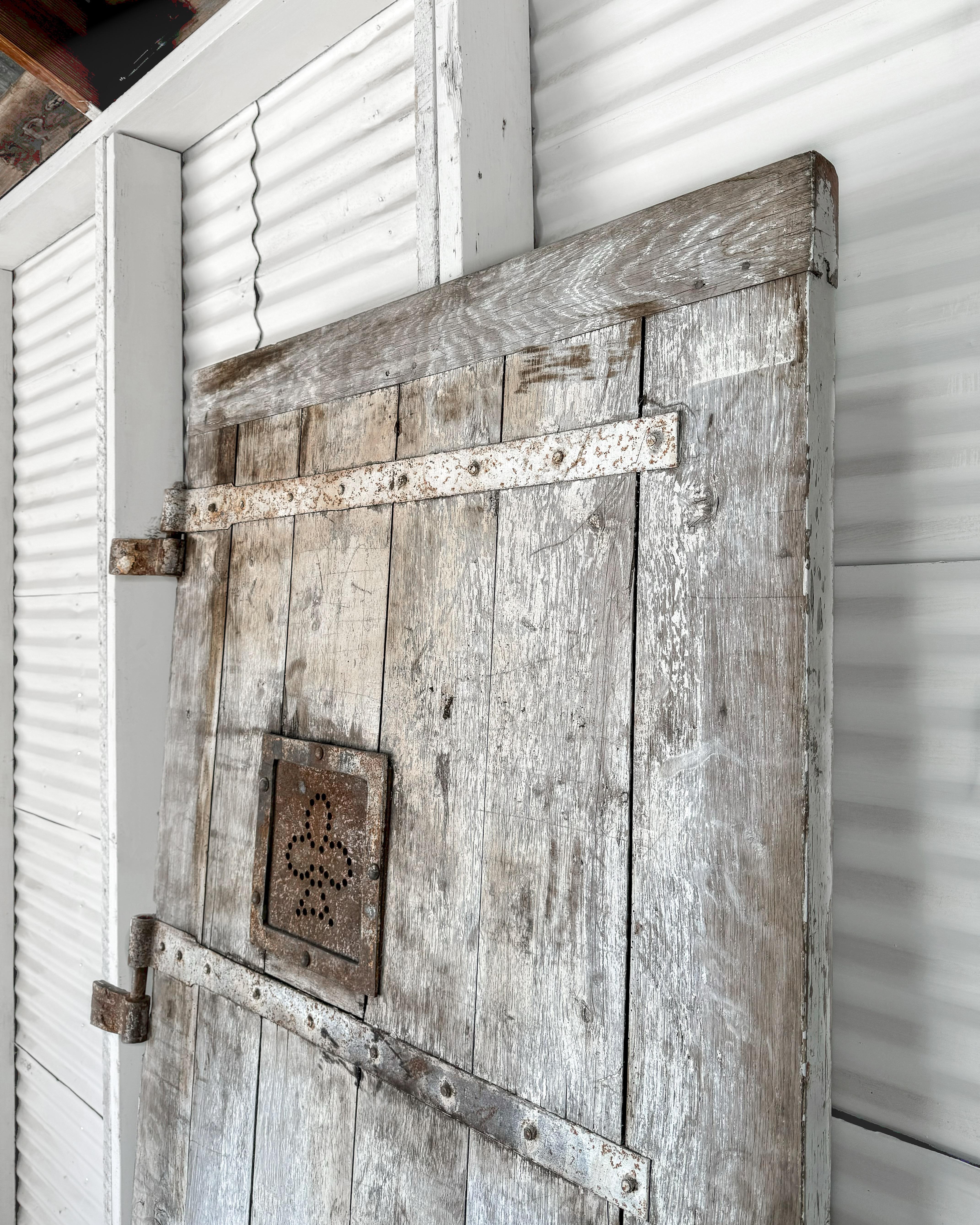 Bois 19th Century Reclaimed French Courtyard Entrance Door en vente