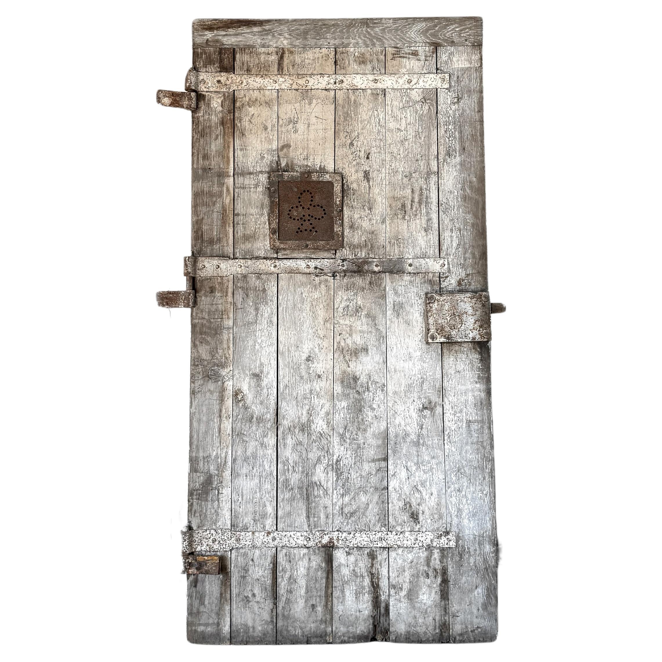 19th Century Reclaimed French Courtyard Entrance Door en vente