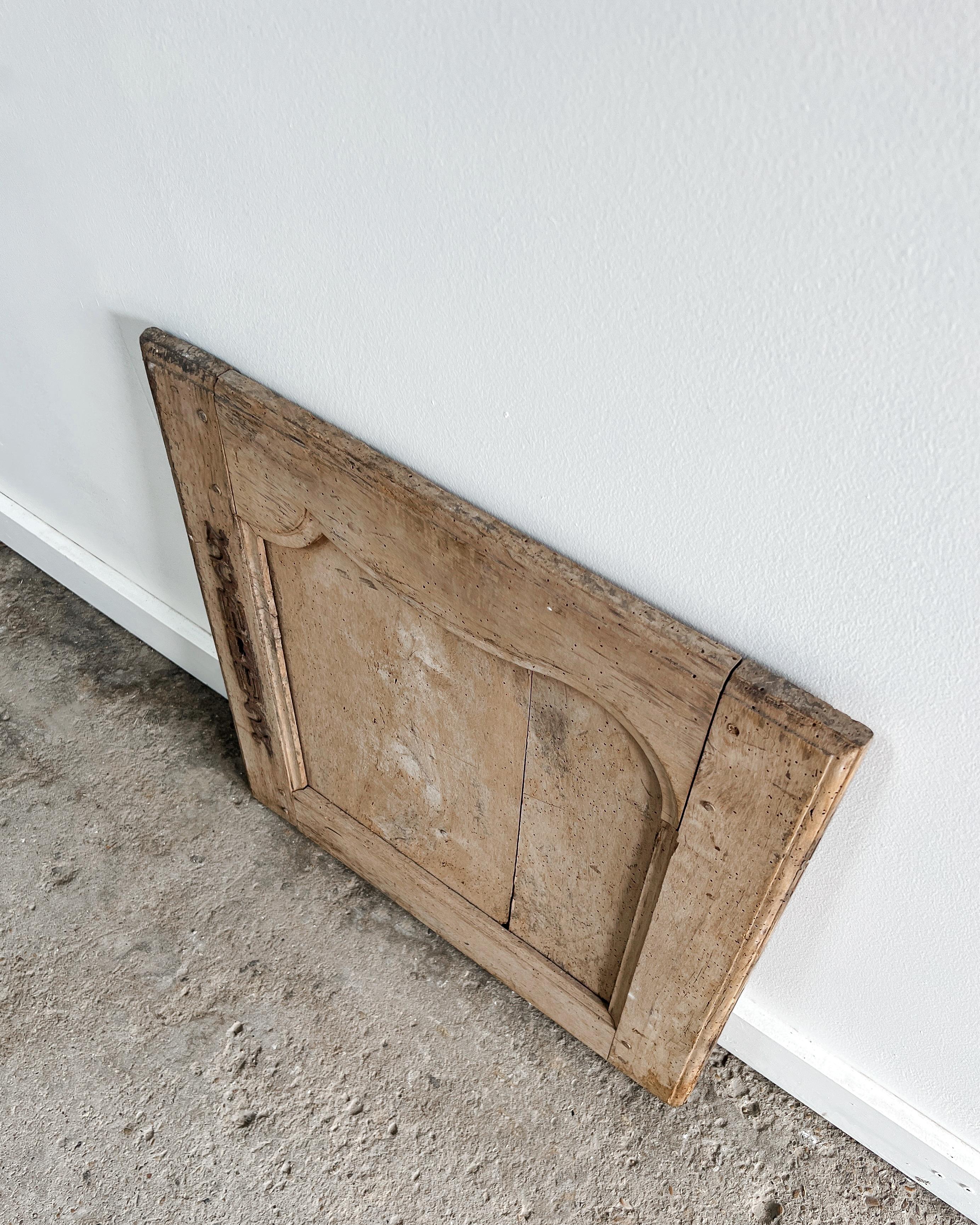 Legno Porta di una credenza provinciale francese del XIX secolo in vendita