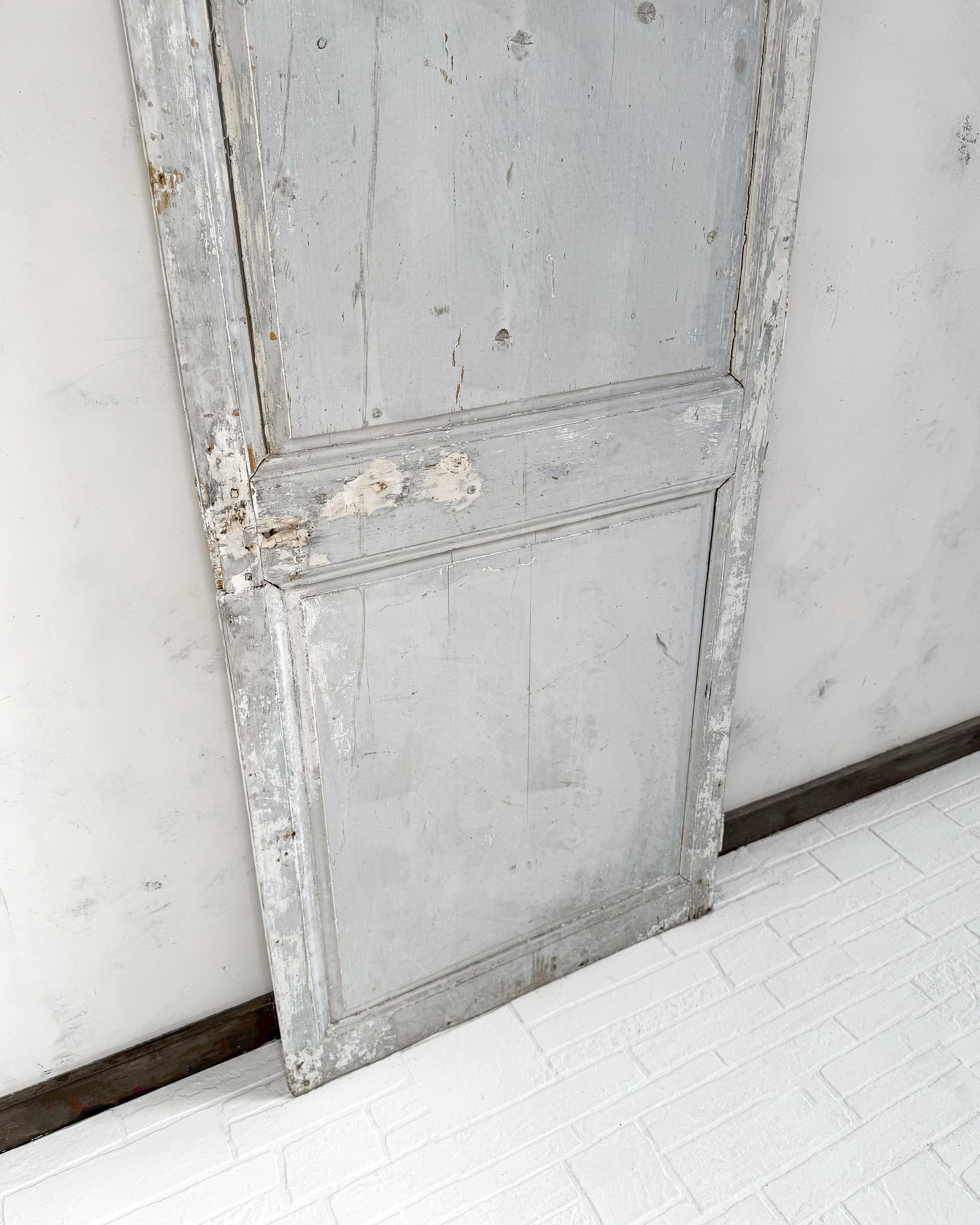 Puerta de armario francesa recuperada del siglo XIX Abeto en venta