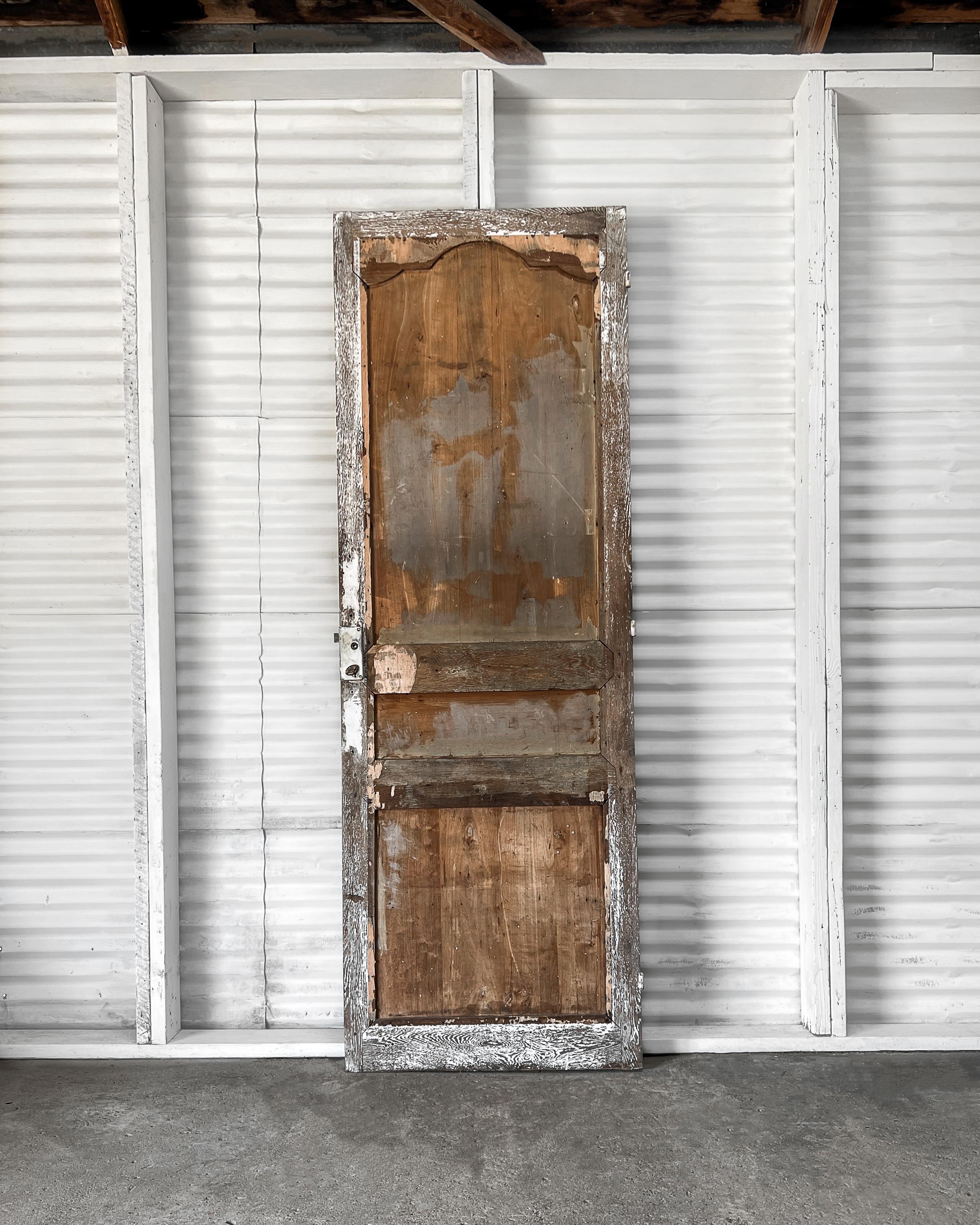 Porta provinciale del XIX secolo recuperata e dipinta di bianco in vendita 4