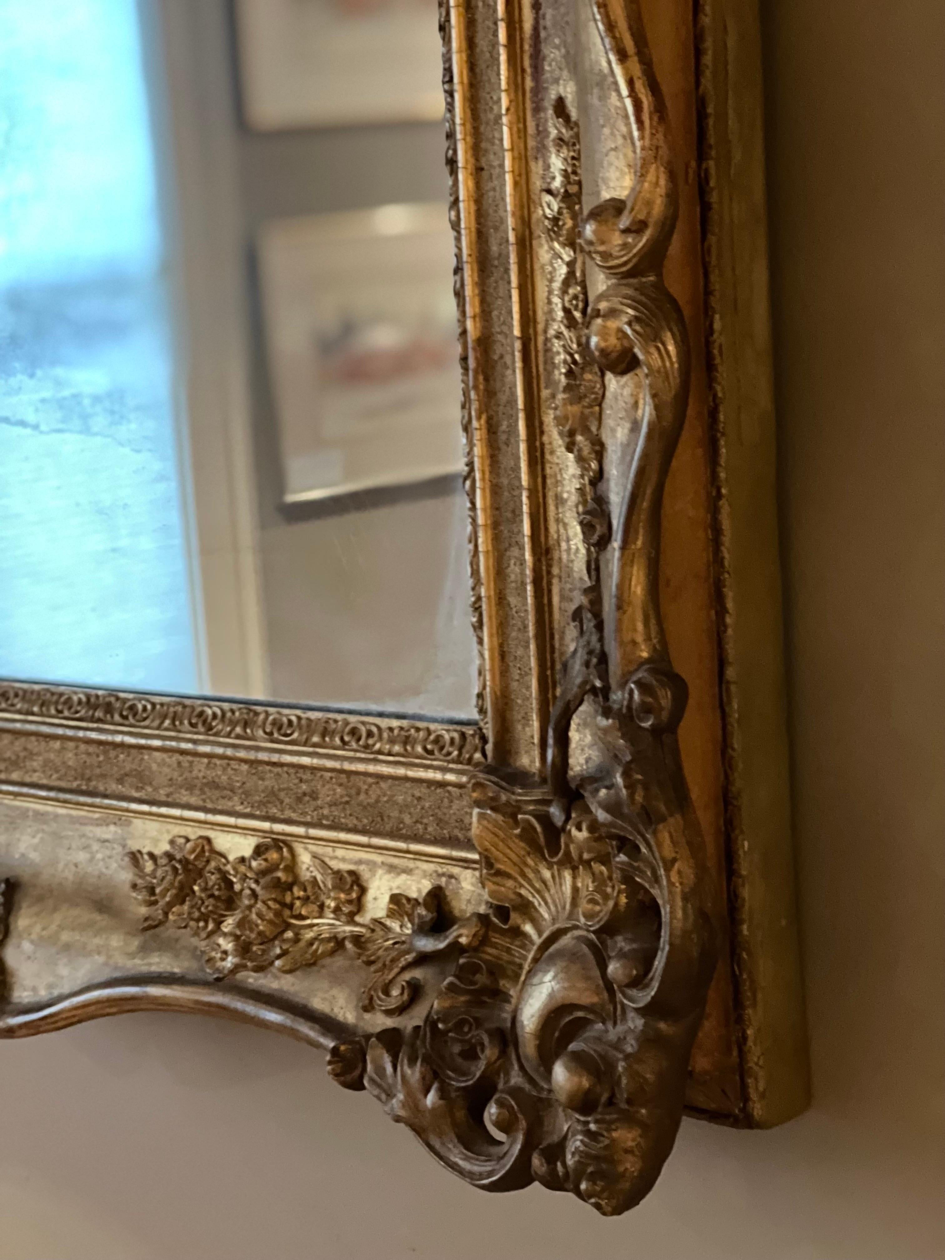 19th Century Rectangular French Napoleon III Giltwood Mirror For Sale 8