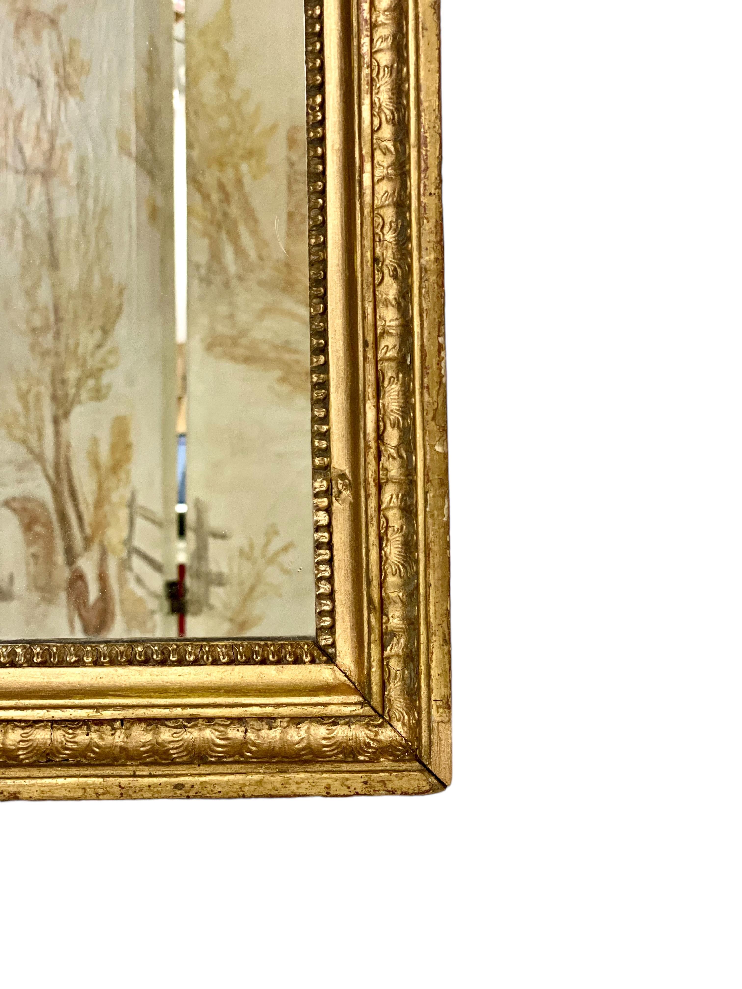 Miroir mural rectangulaire doré du 19e siècle Bon état - En vente à LA CIOTAT, FR