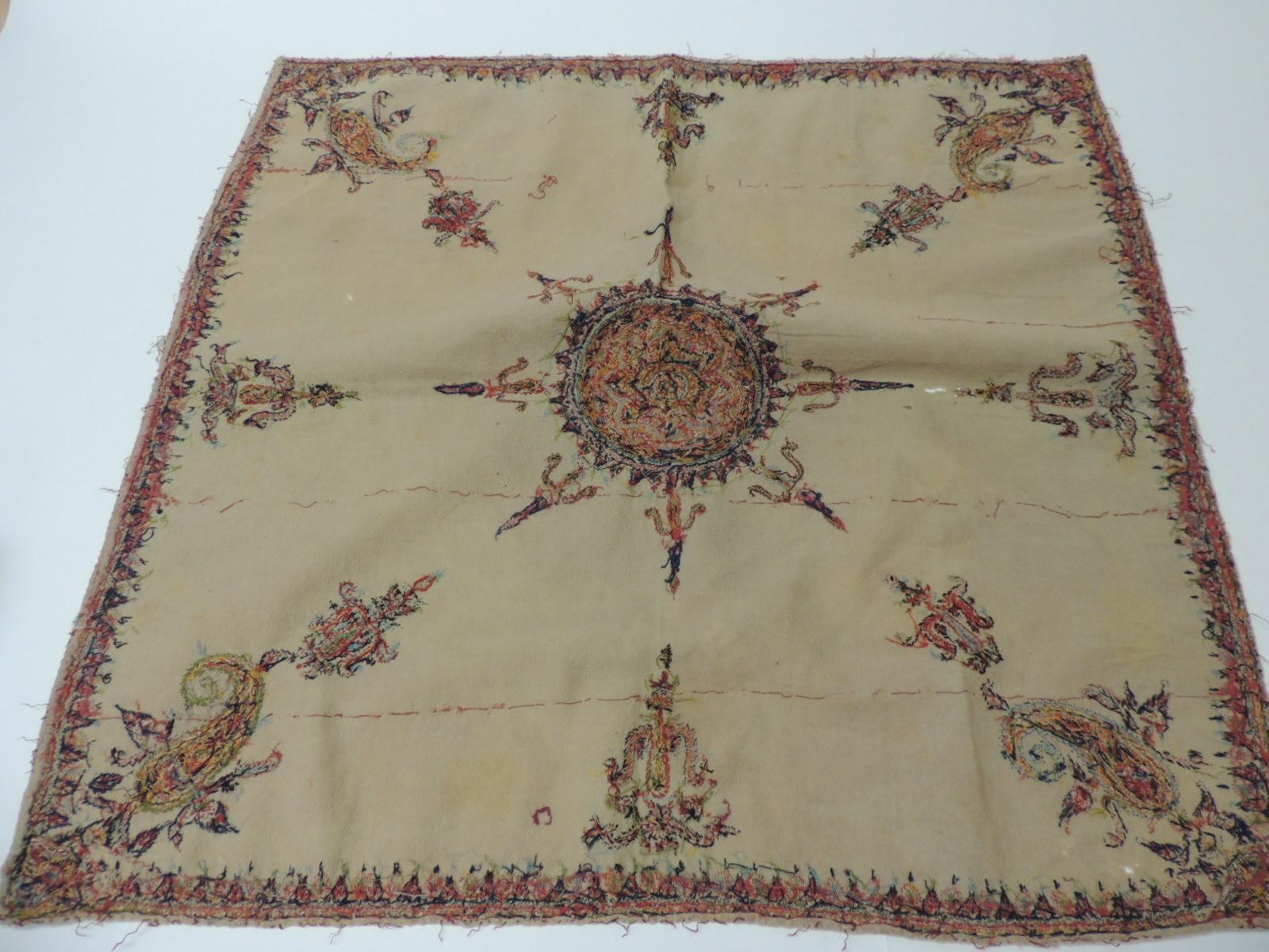 19th Century Red and Green Indian Paisley Embroidery Cloth In Good Condition In Oakland Park, FL