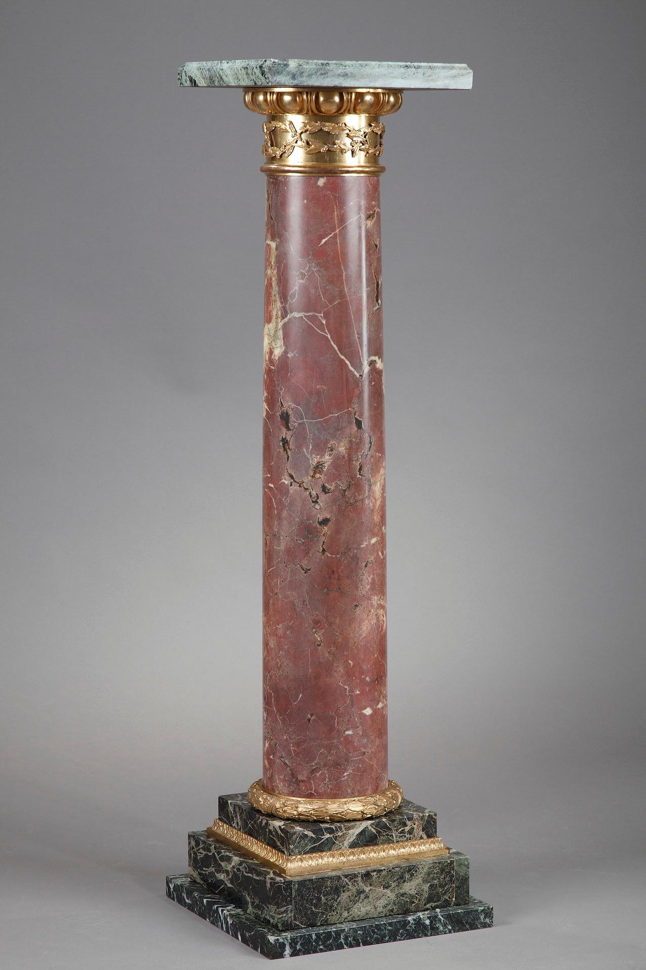 Mid-19th Century 19th Century Red and Green Marble Pedestal