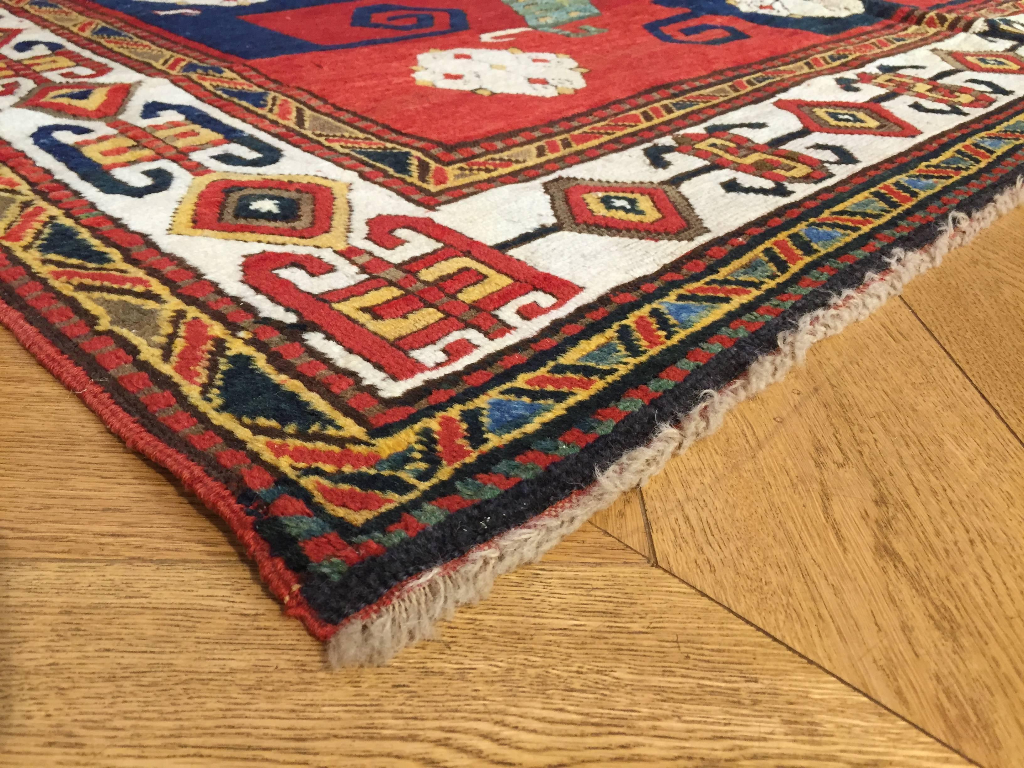 19th Century Red Blue Green White in Wool Kazak Pinwheel Crab Caucaso Rug, 1850s 4