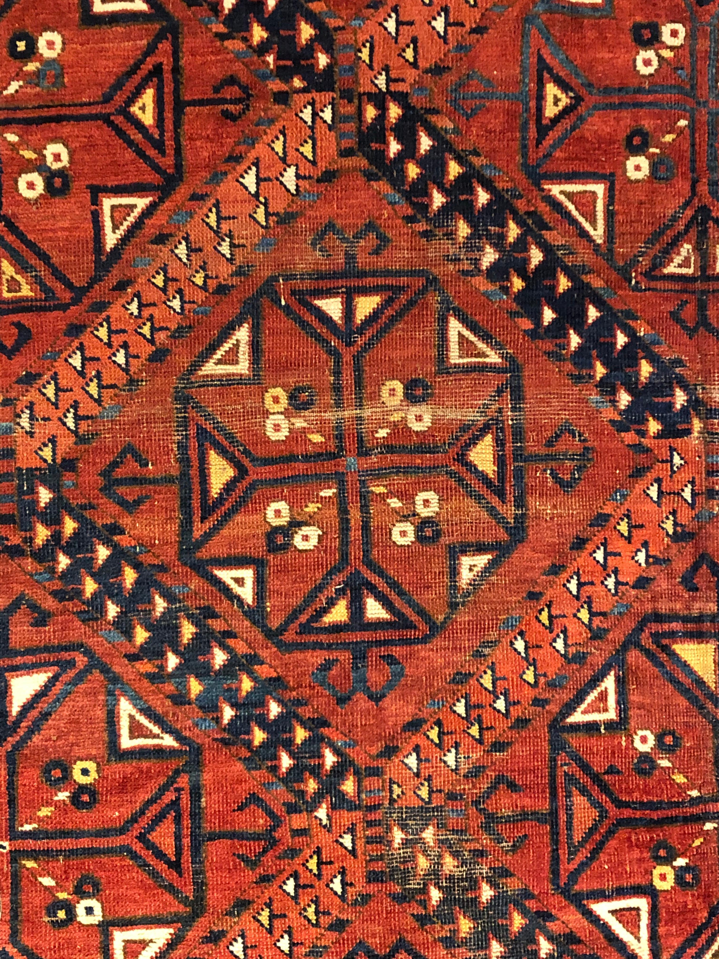 19th Century Red Blue White Geometric Archaic Polygonal Turkmen Rug, about 1870 For Sale 12