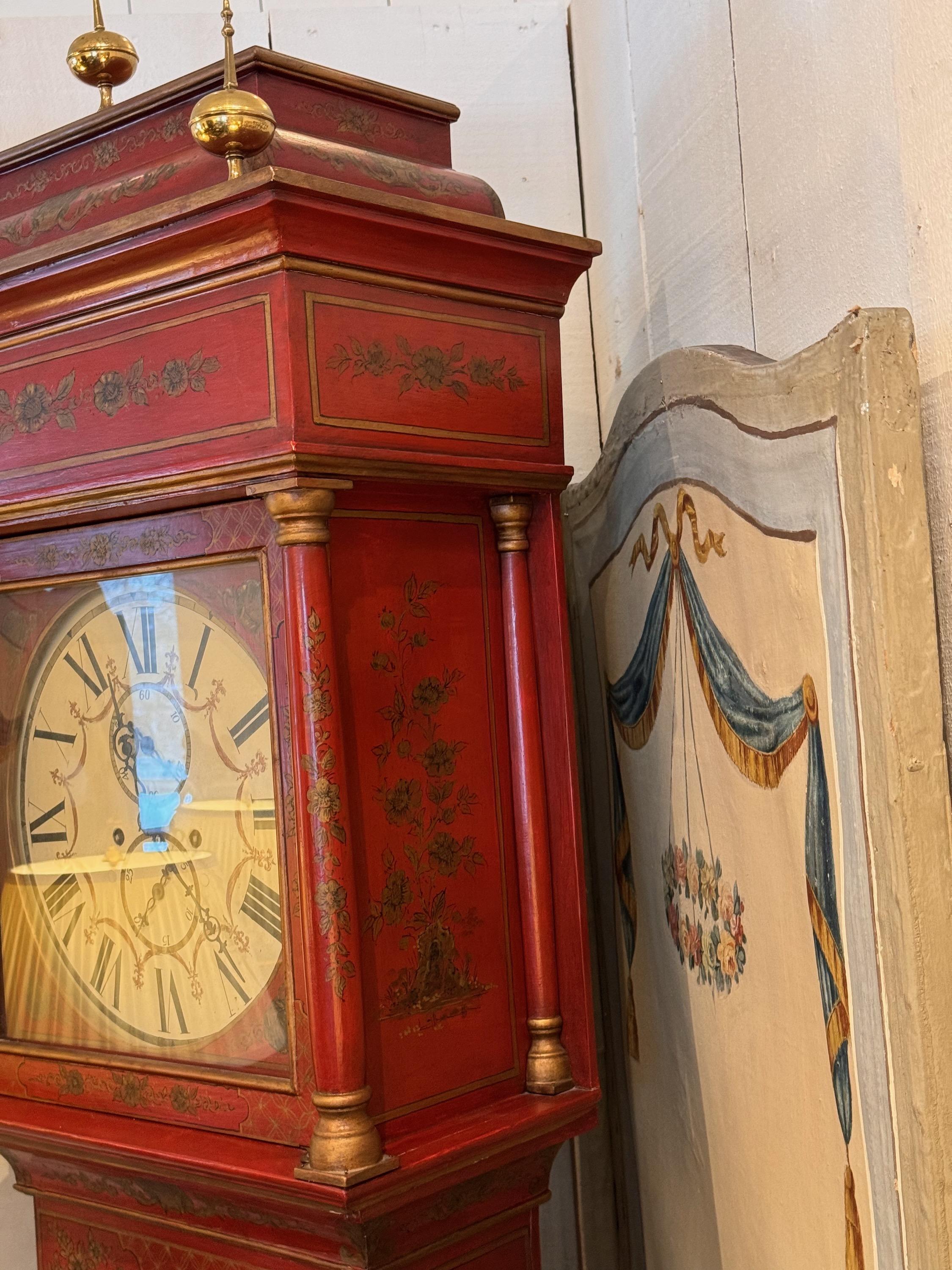 19th Century Red Chinoiserie Decorated Clock For Sale 1