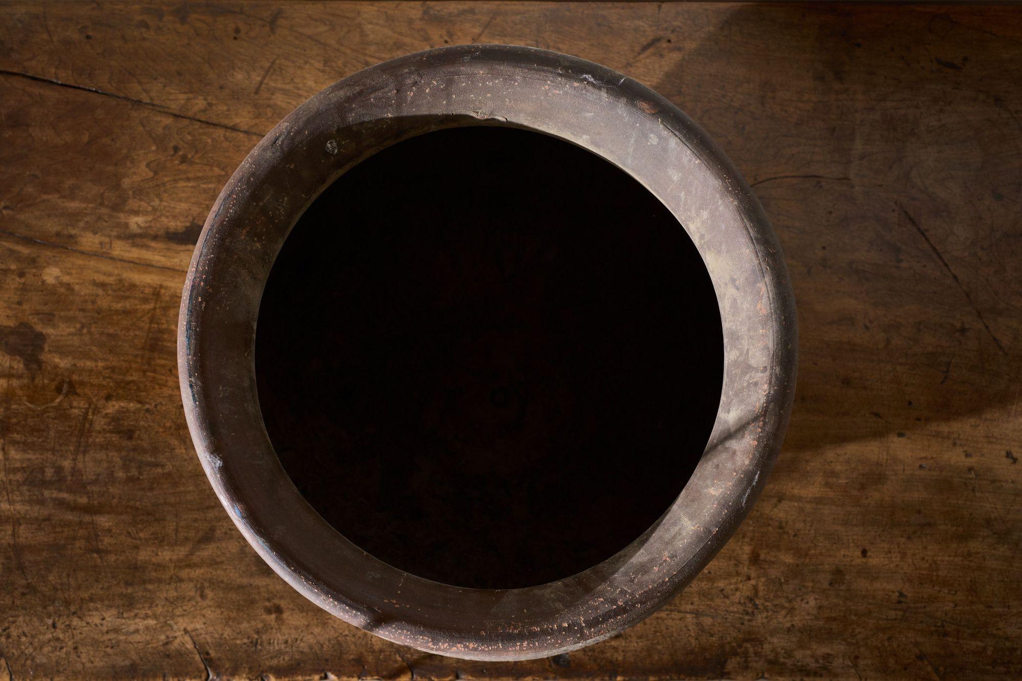 Poterie Pot en faïence rouge française du 19e siècle en vente