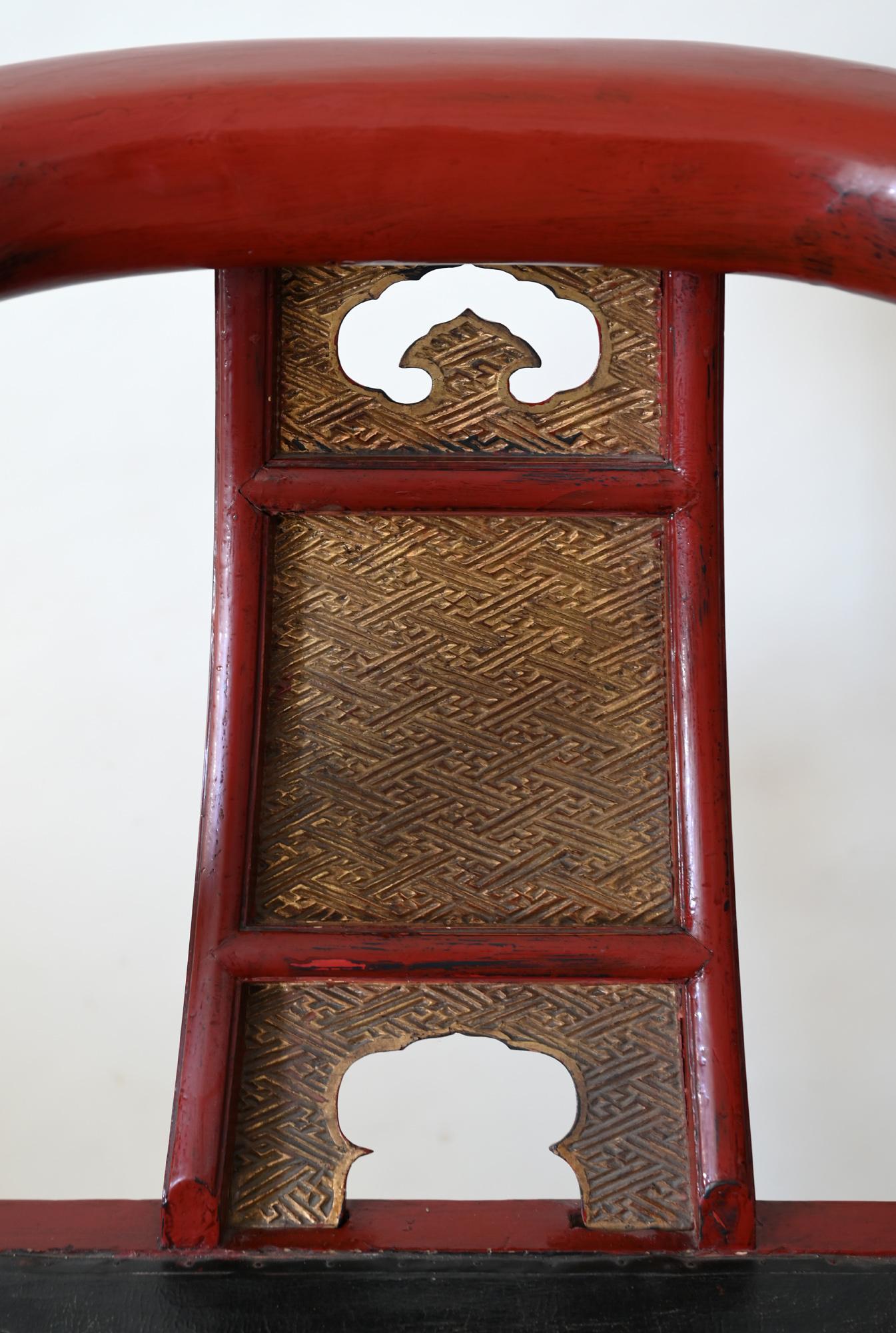 Klappbarer chinesischer Lack-Stuhl mit runder Rückenlehne, 19. Jahrhundert im Angebot 2