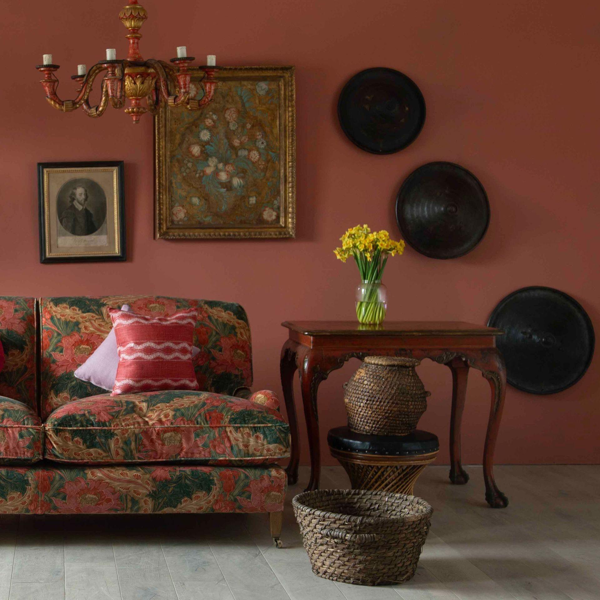 19th Century Red Lacquered Centre Table For Sale 8