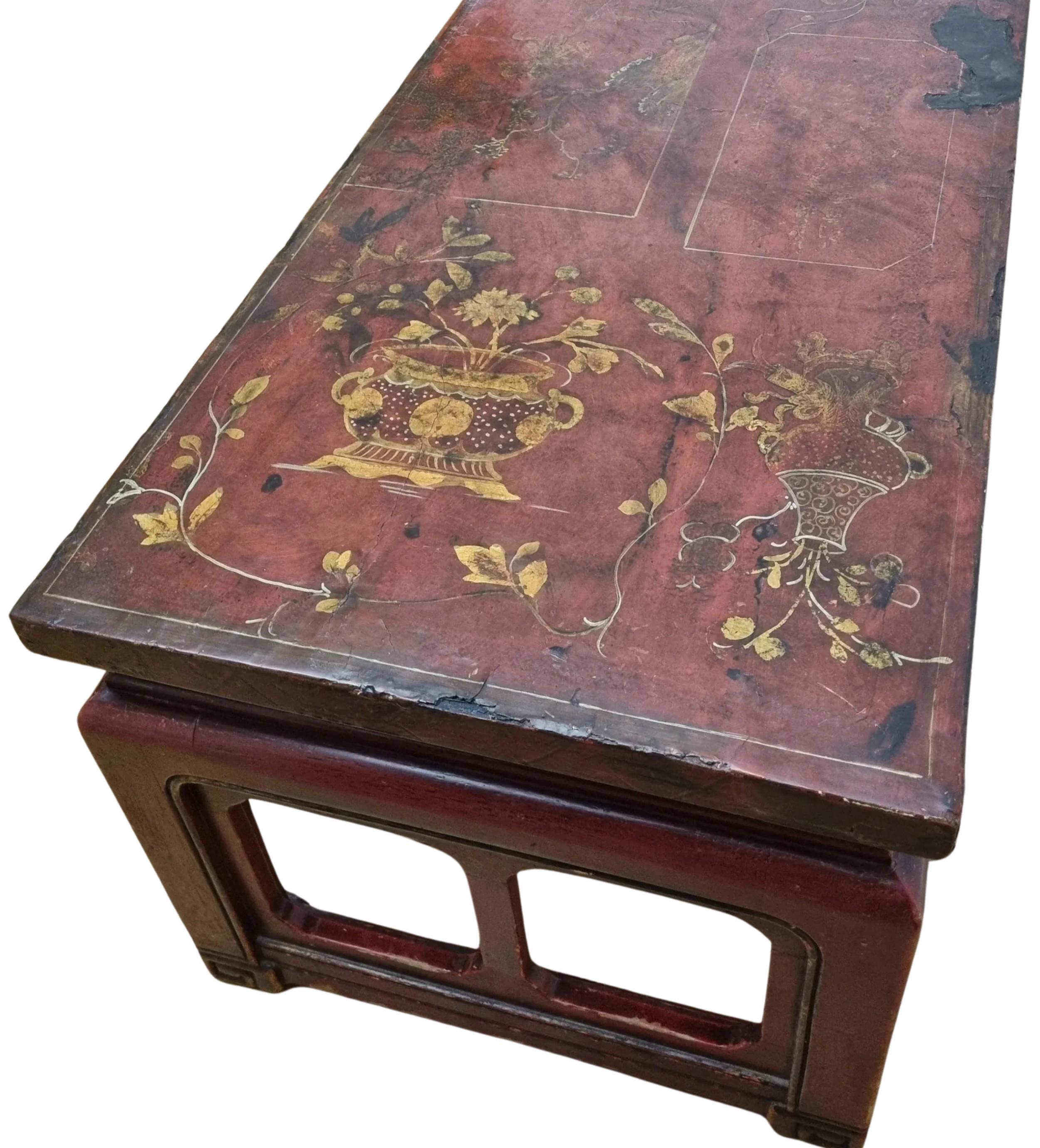 19th Century Red Lacquered Chinese Low Coffee Table from Shanxi Province For Sale 5