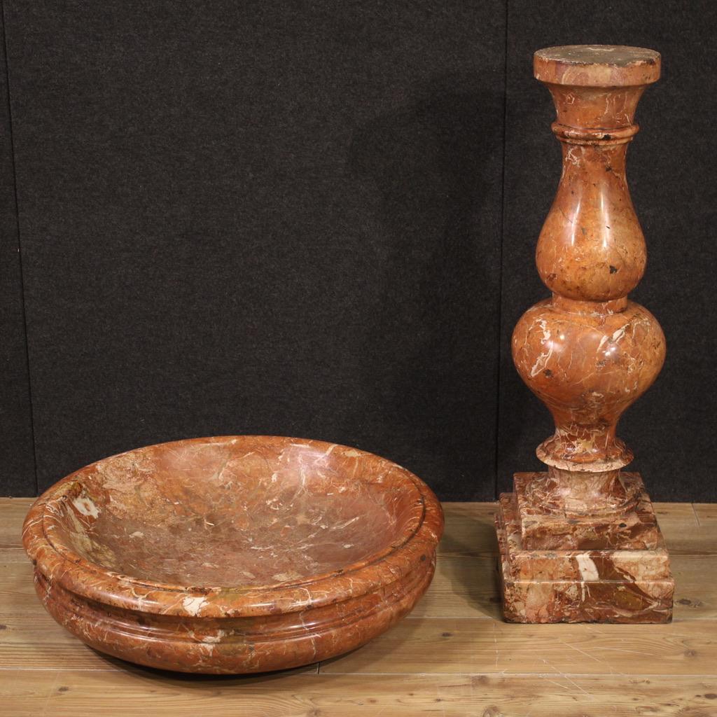 19th Century Red Marble Italian Antique Tub Holy Water Font, 1870 For Sale 1