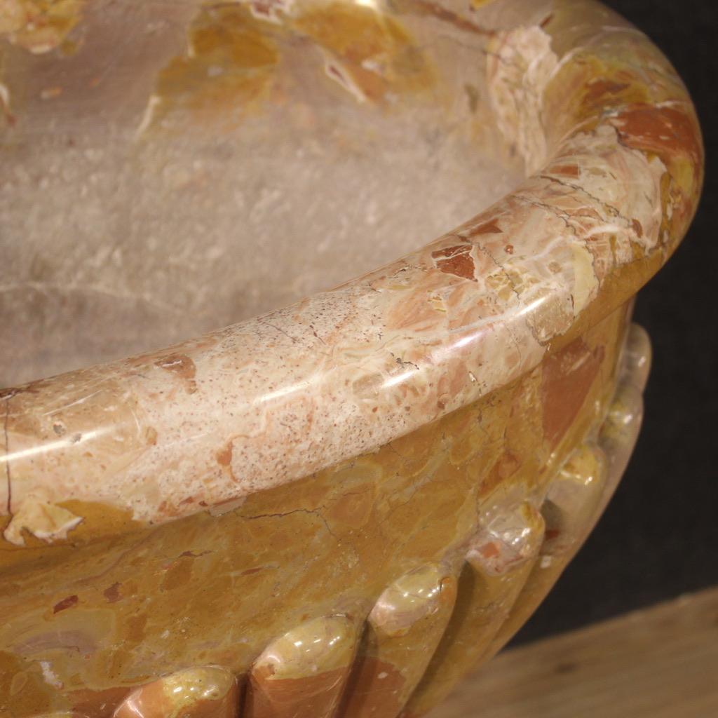 19th Century Red Verona Marble Antique Italian Holy Water Font Tub, 1880s 6
