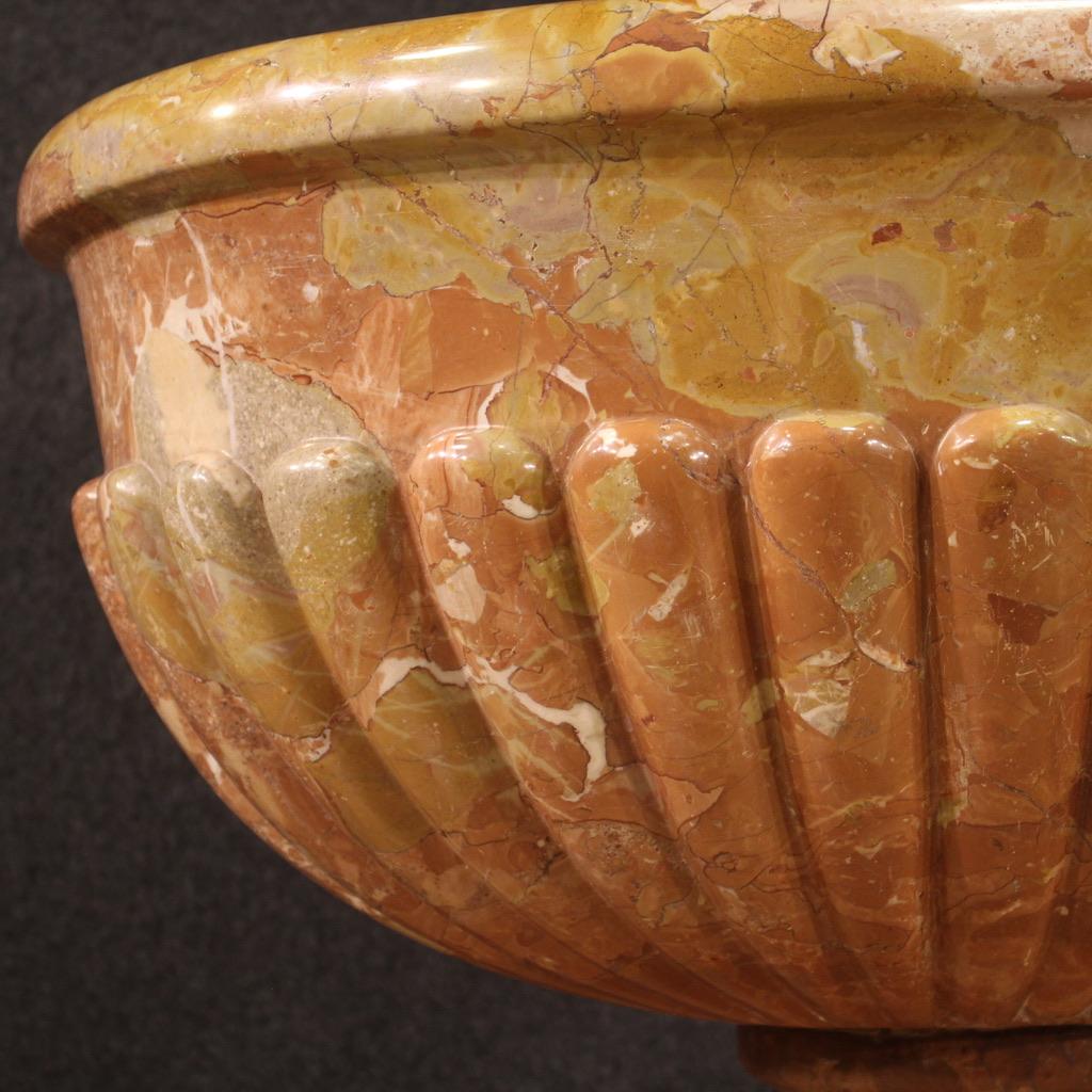 19th Century Red Verona Marble Antique Italian Holy Water Font Tub, 1880s 2