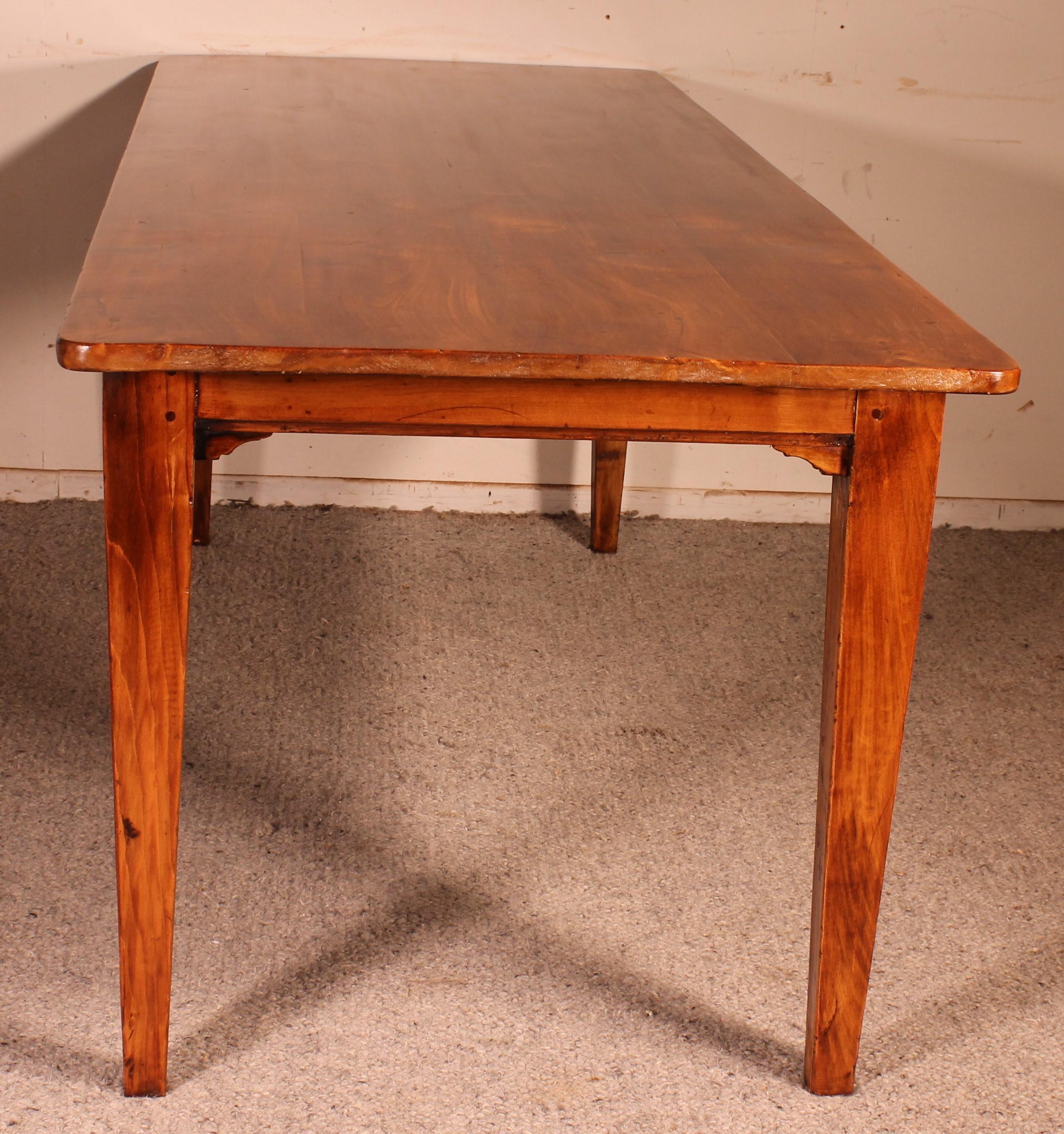 19th Century Refectory Table in Cherry France For Sale 4
