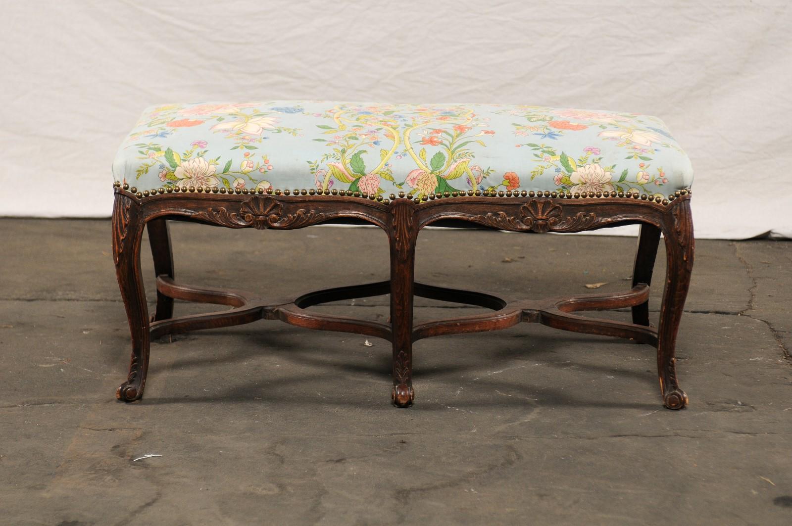 19th century Regence style hand carved French bench
beautiful carving.