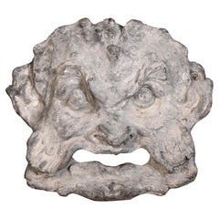 Maschera da fontana grottesca in piombo in stile Regence