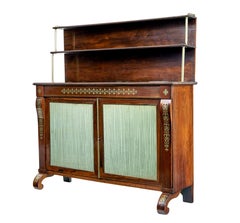Buffet chiffonnier Regency du 19e siècle en laiton incrusté