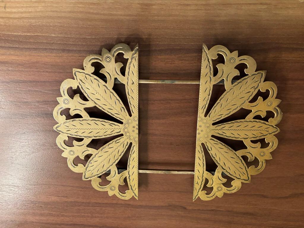 19. Jahrhundert Regency Untersetzer aus Messing mit geätzter Dekoration im Angebot 8