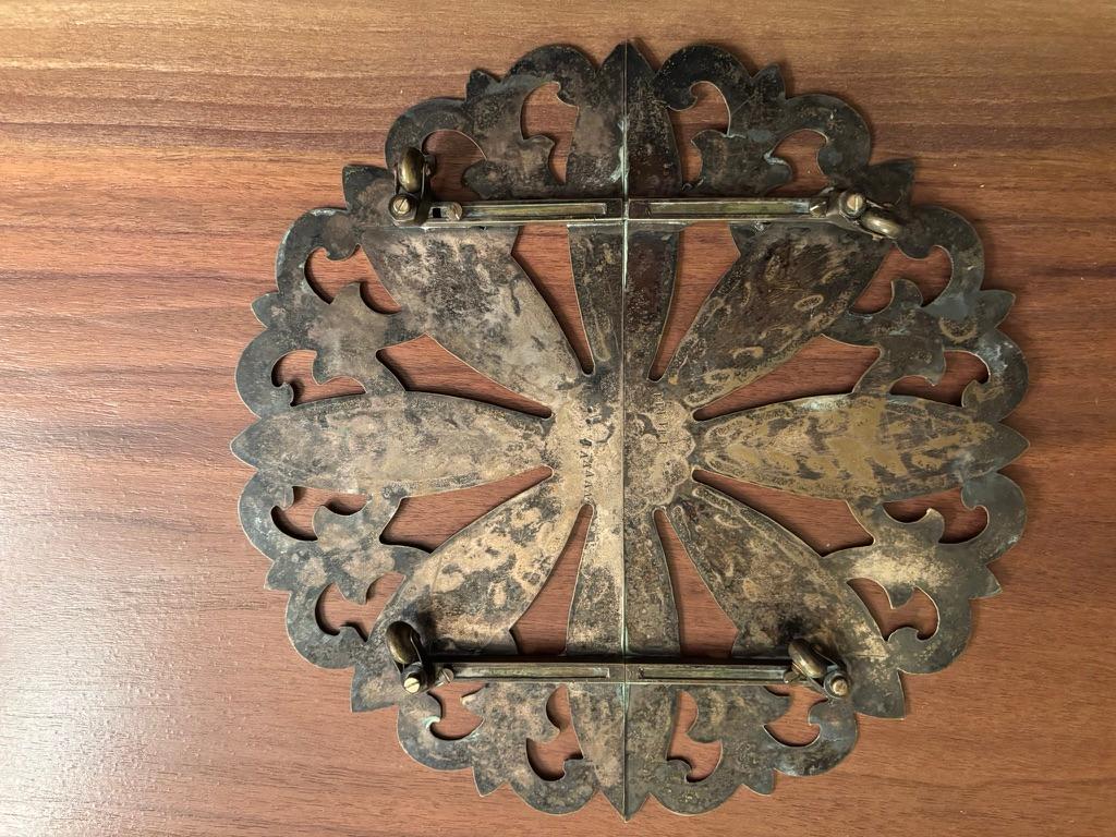 19. Jahrhundert Regency Untersetzer aus Messing mit geätzter Dekoration im Angebot 9