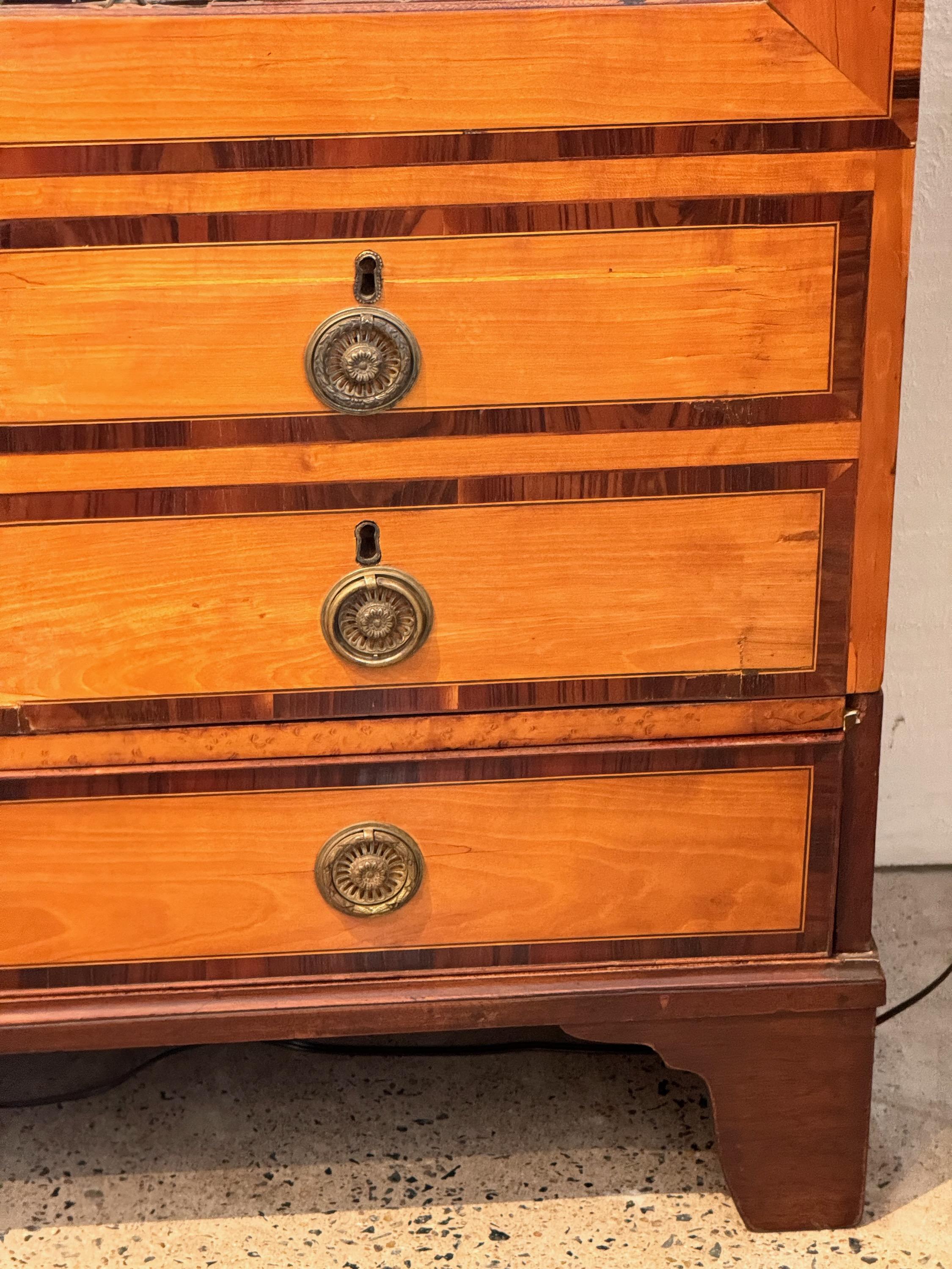 19th Century Regency Cabinet In Good Condition For Sale In Charlottesville, VA