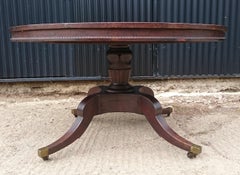 19th Century Regency Center Table Table Made Of Oak With Burr Oak Banding