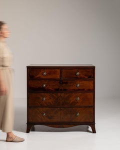 19th Century Regency Chest of Drawers in Flame Mahogany Veneer