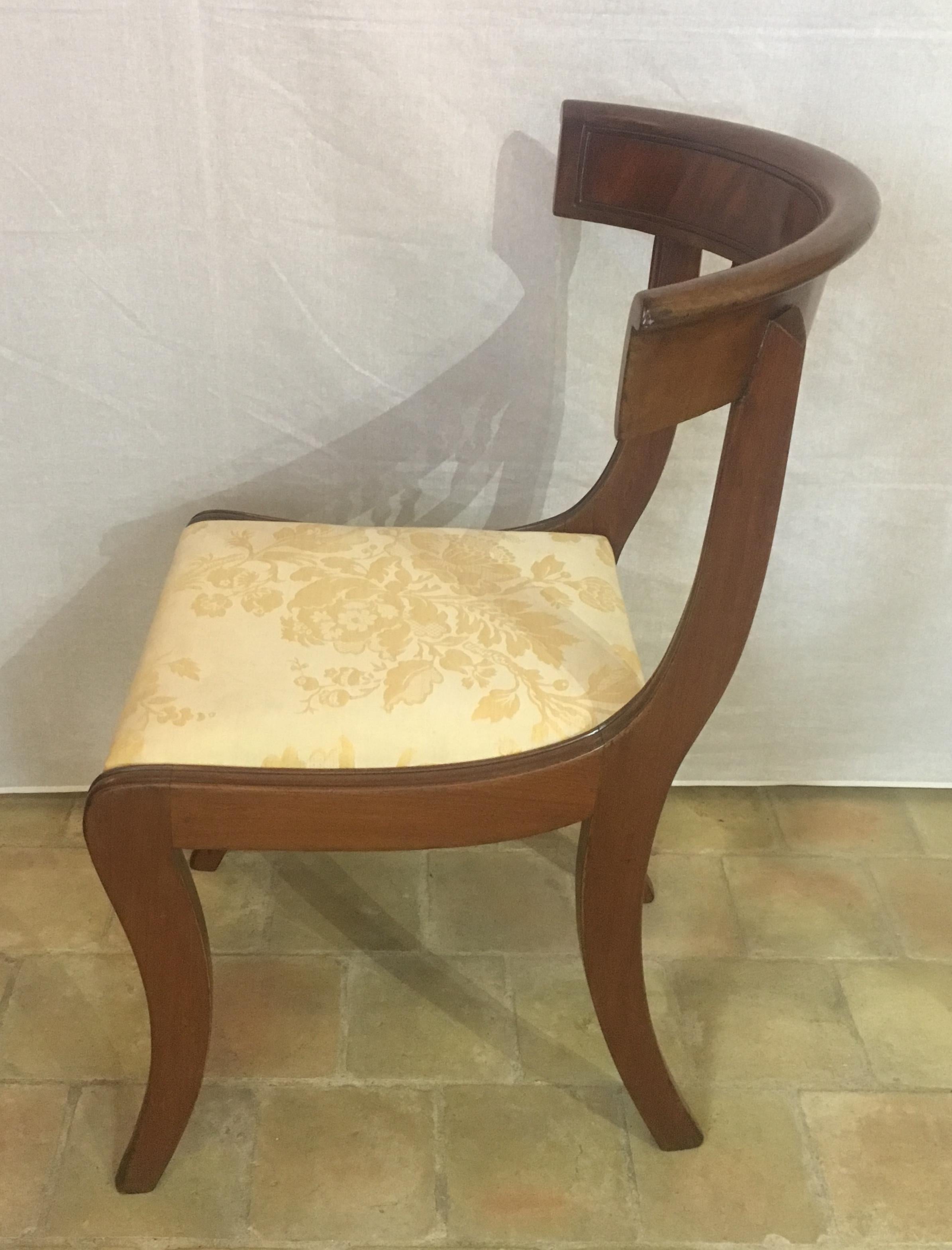 19th Century Regency Dining Chairs, Flame and Solid Mahogany Set of 6 In Good Condition For Sale In Miami, FL