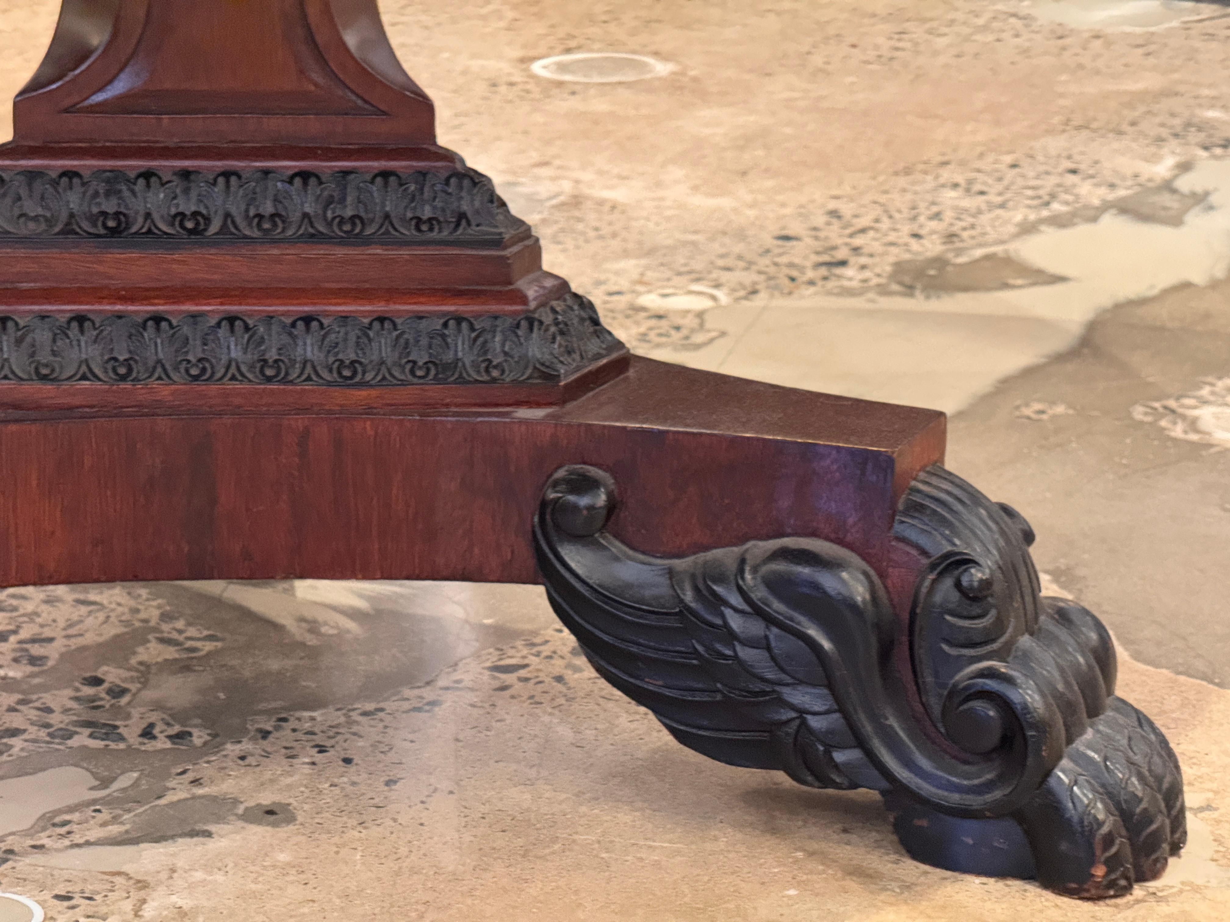 19th Century Regency Mahogany Center Table In Good Condition For Sale In Charlottesville, VA