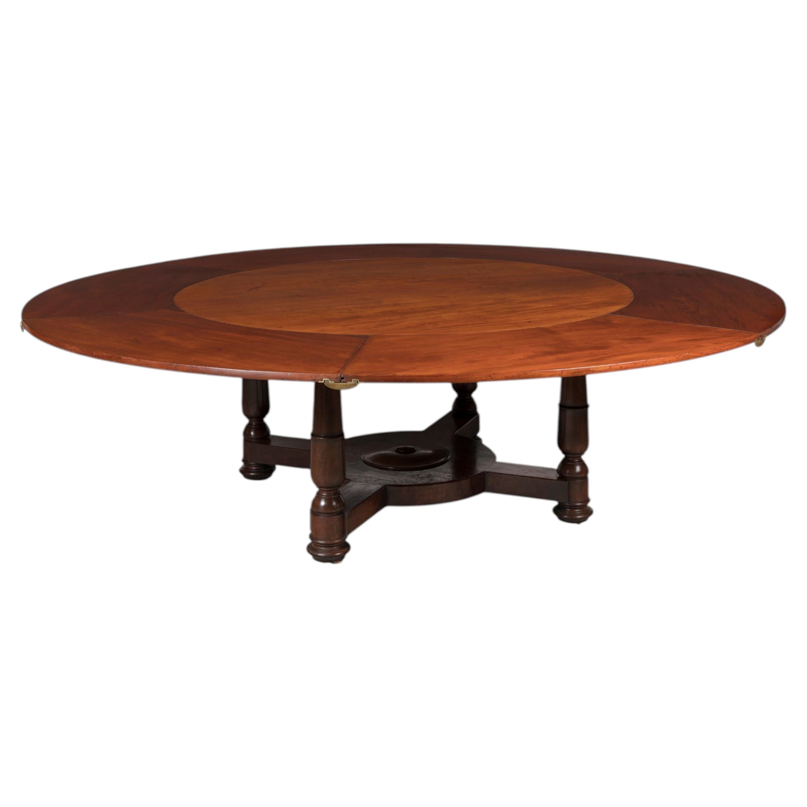 19th Century Regency Mahogany Circular Expanding Dining Table Seating Fourteen For Sale