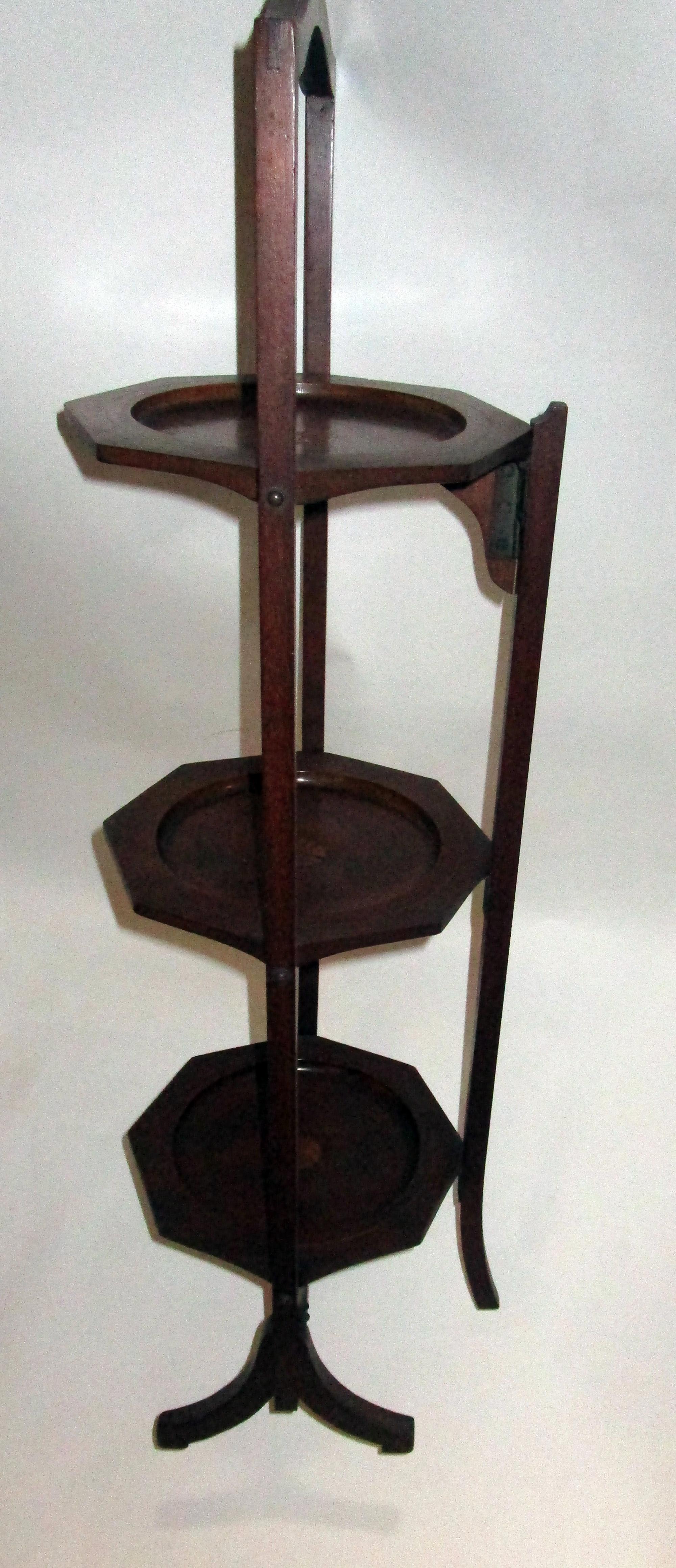 19th century Regency Mahogany Side Table or Muffin Stand (Englisch)