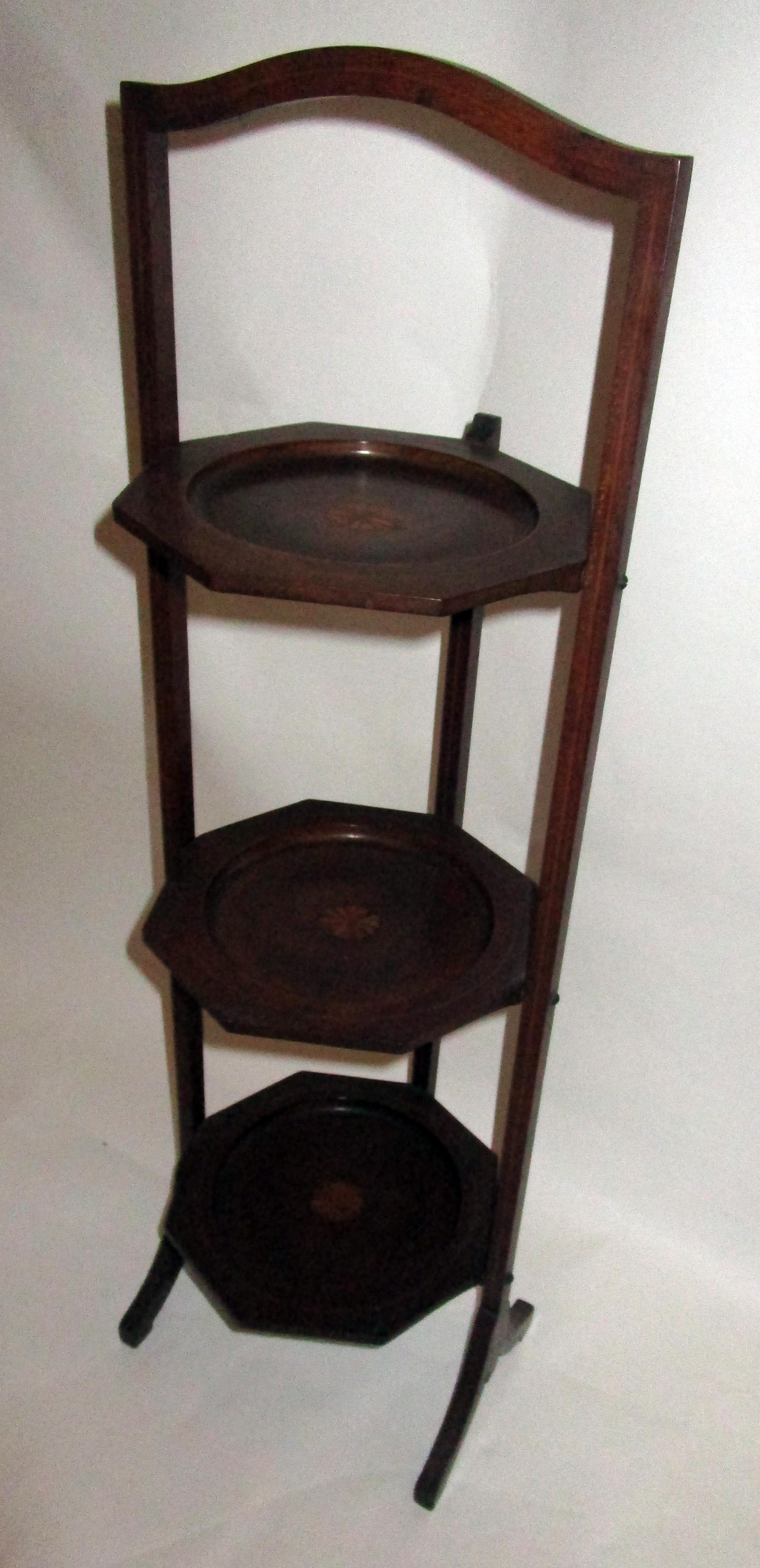 19th century Regency Mahogany Side Table or Muffin Stand 3