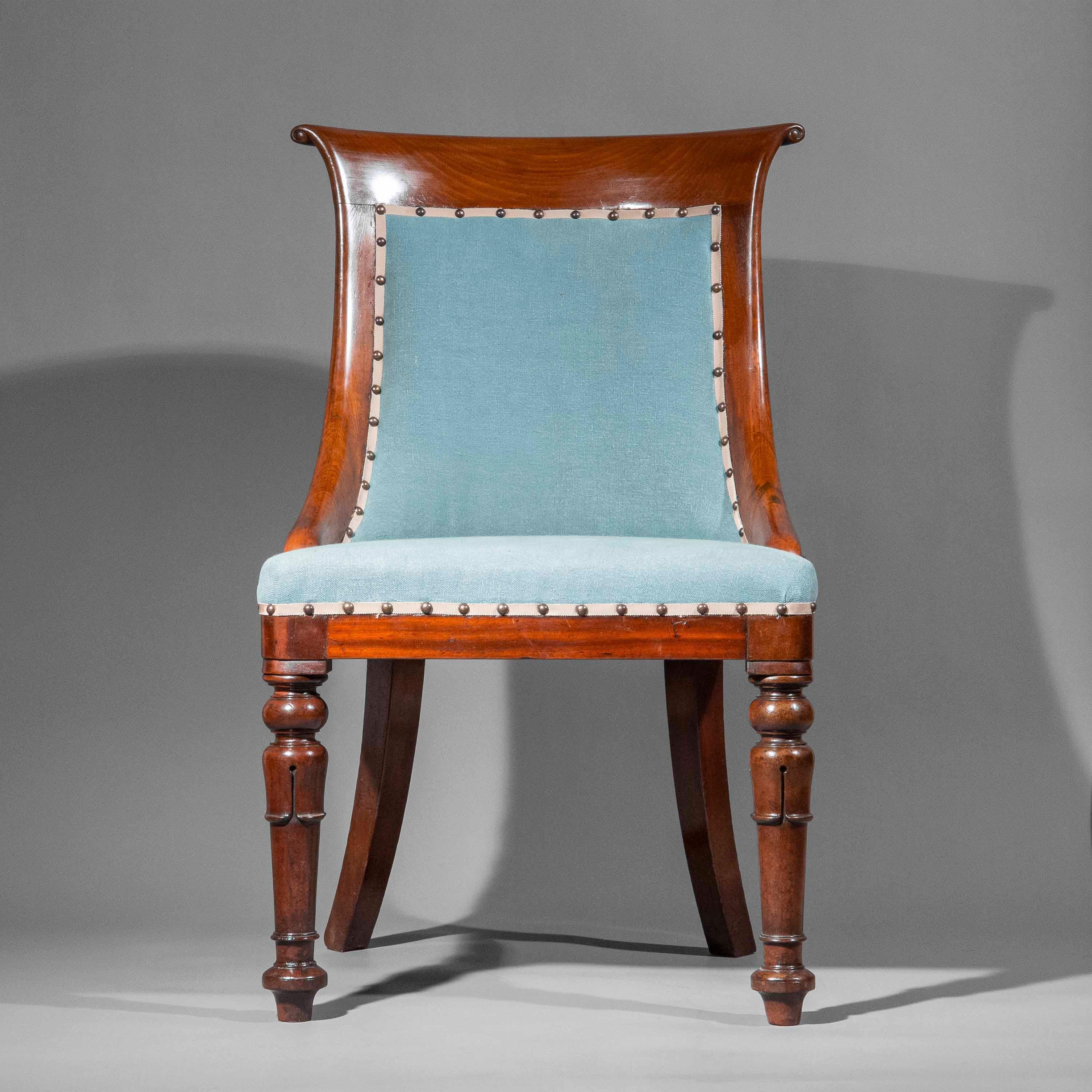 Europeo Coppia di sedie Regency del XIX secolo, circa 1820 in vendita