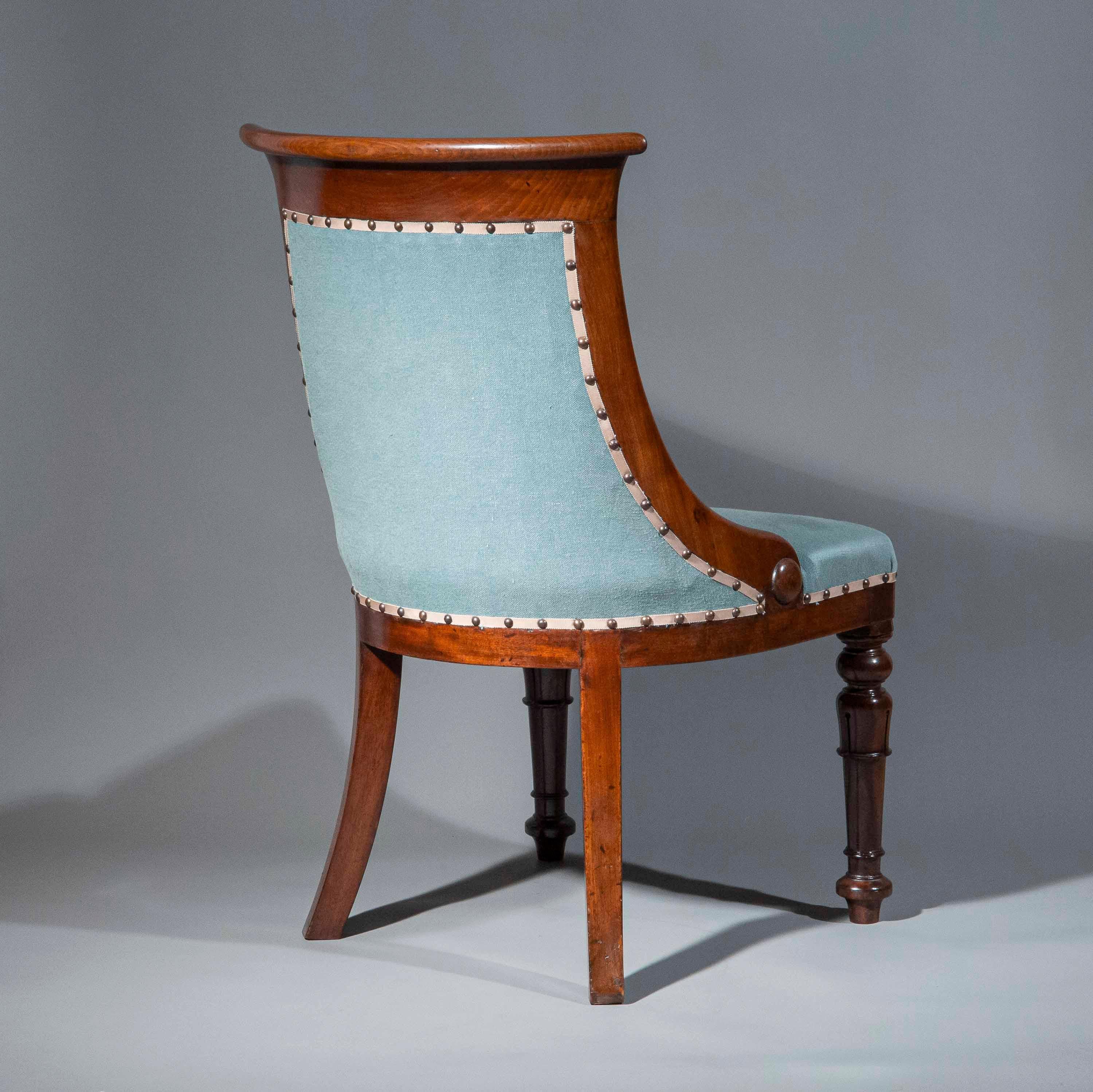 Coppia di sedie Regency del XIX secolo, circa 1820 in vendita 2