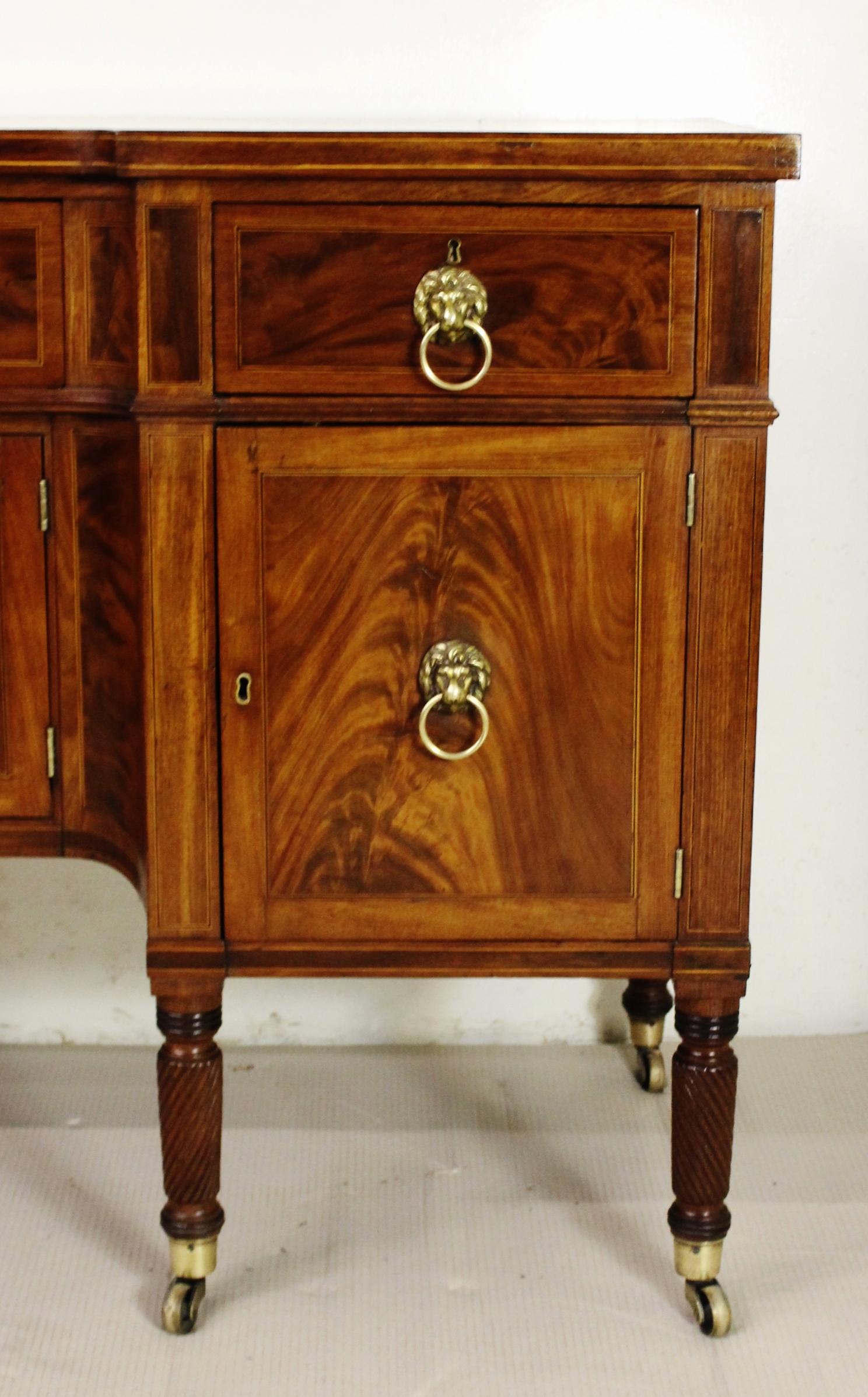 19th Century Regency Period Flame Mahogany Sideboard In Good Condition In Poling, West Sussex