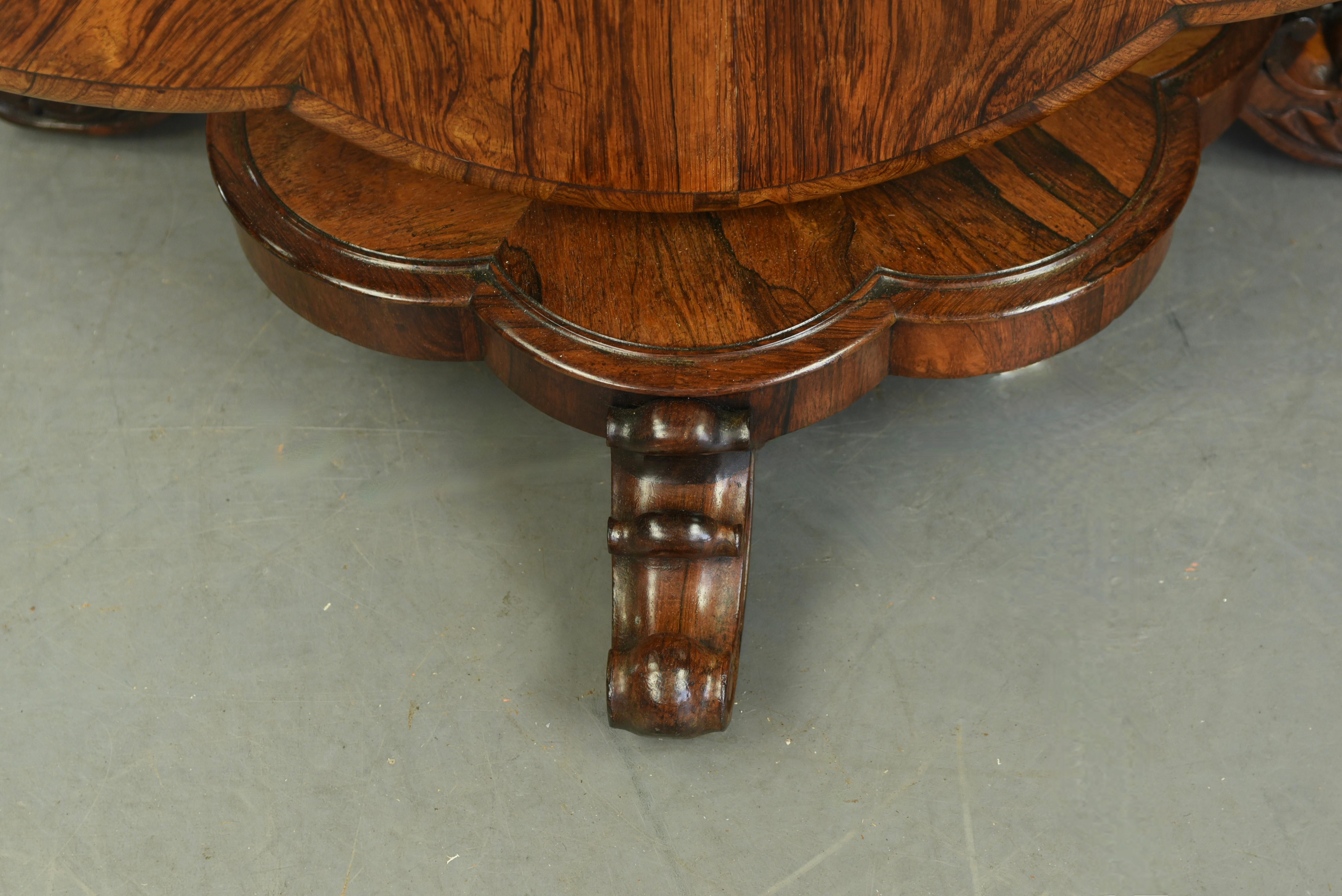 19th century Regency rosewood centre table  For Sale 1