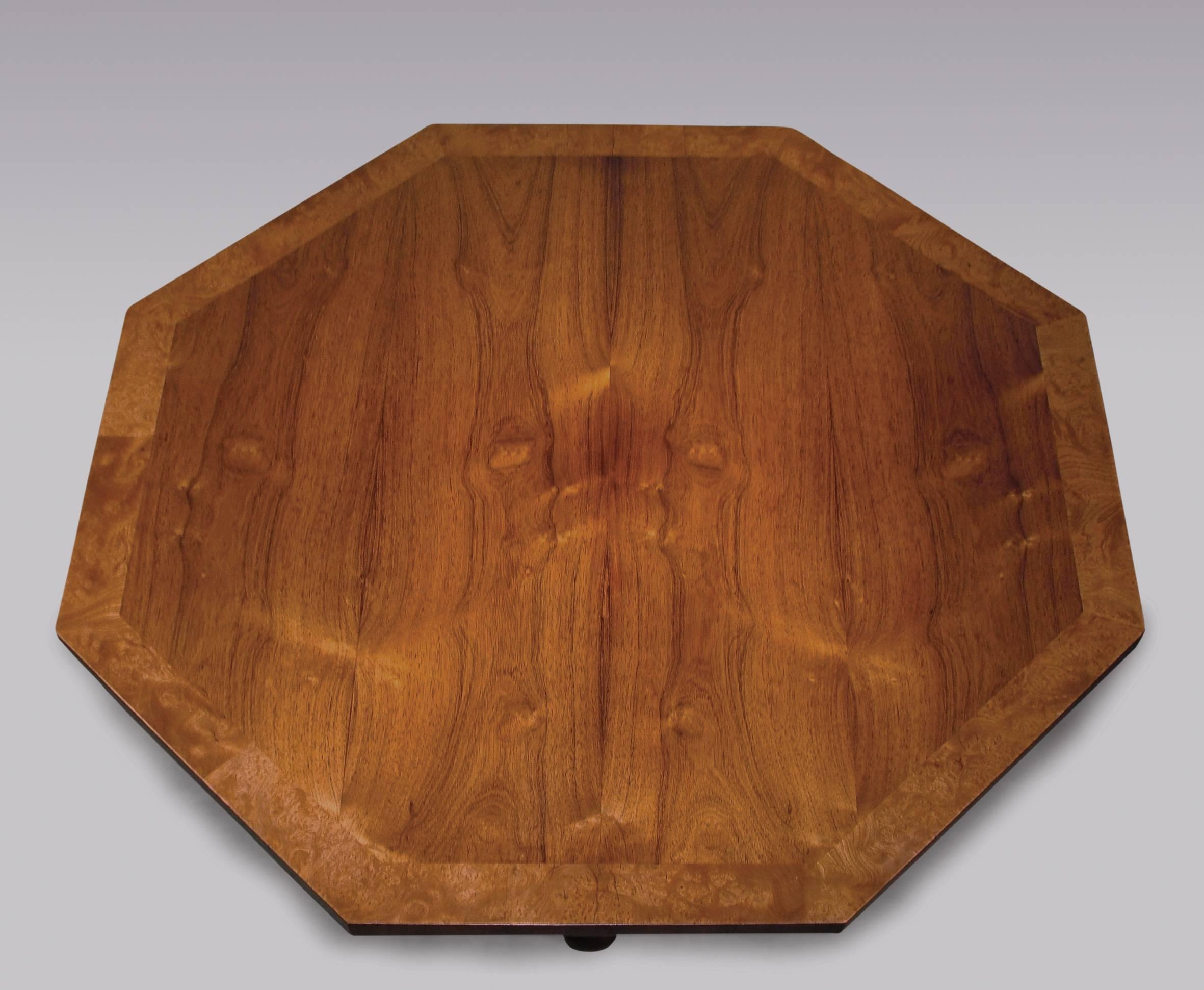 English 19th Century Regency Rosewood Octagonal Breakfast Table For Sale