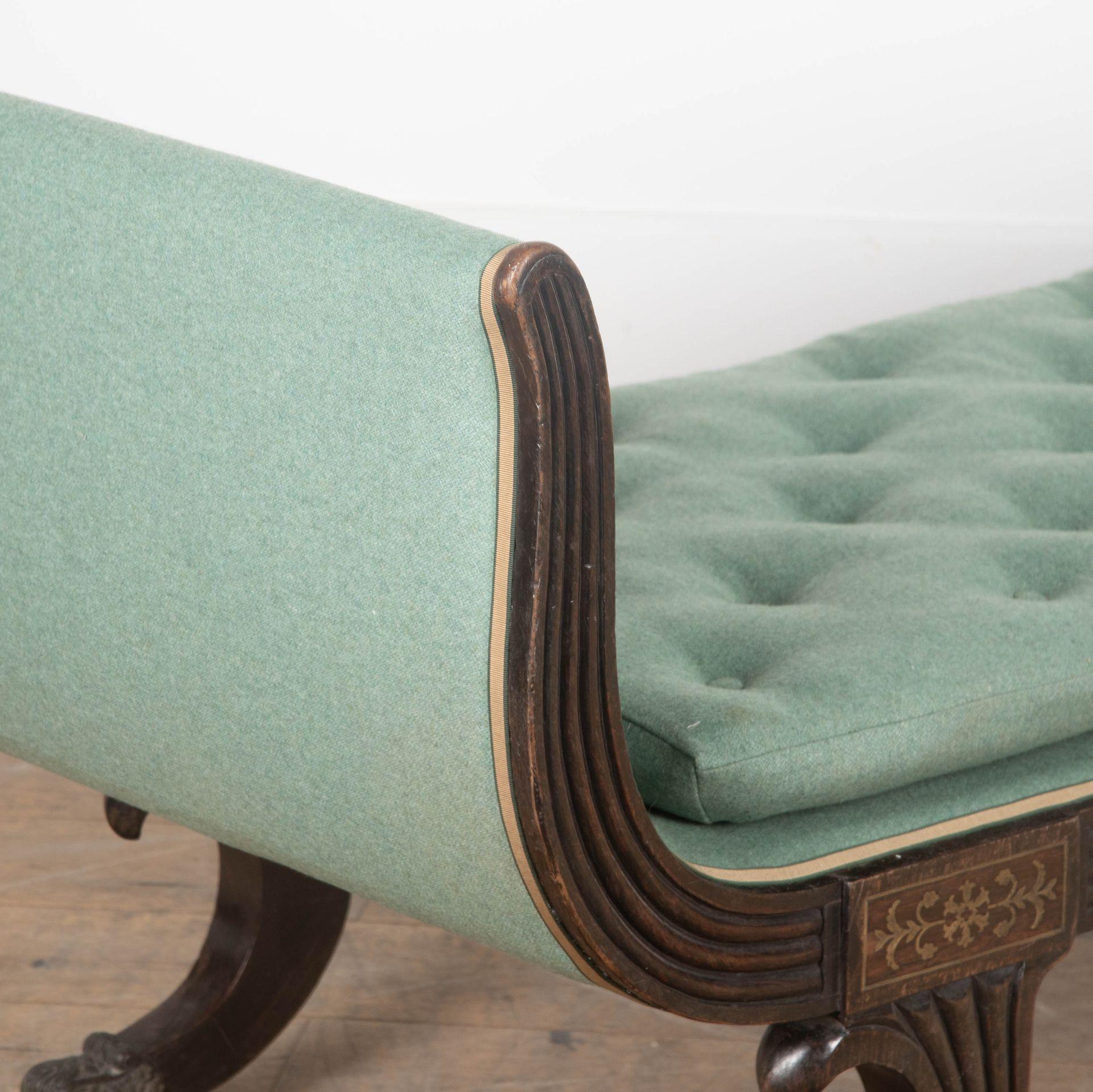 XIXe siècle Siège de fenêtre ou lit de jour en palissandre de style Régence du 19e siècle en vente