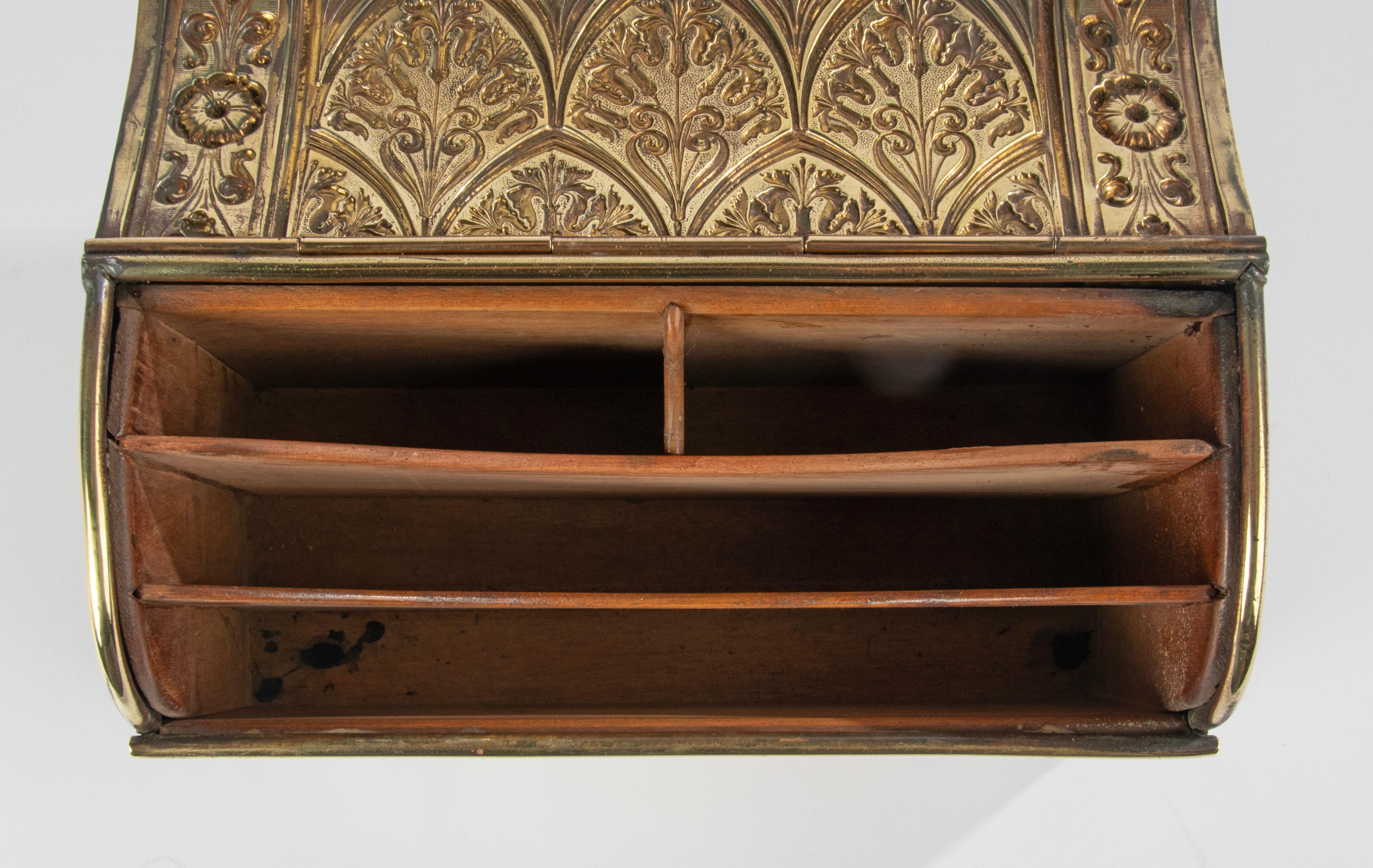 19th Century Regency style Copper Desktop Stationery Box For Sale 9